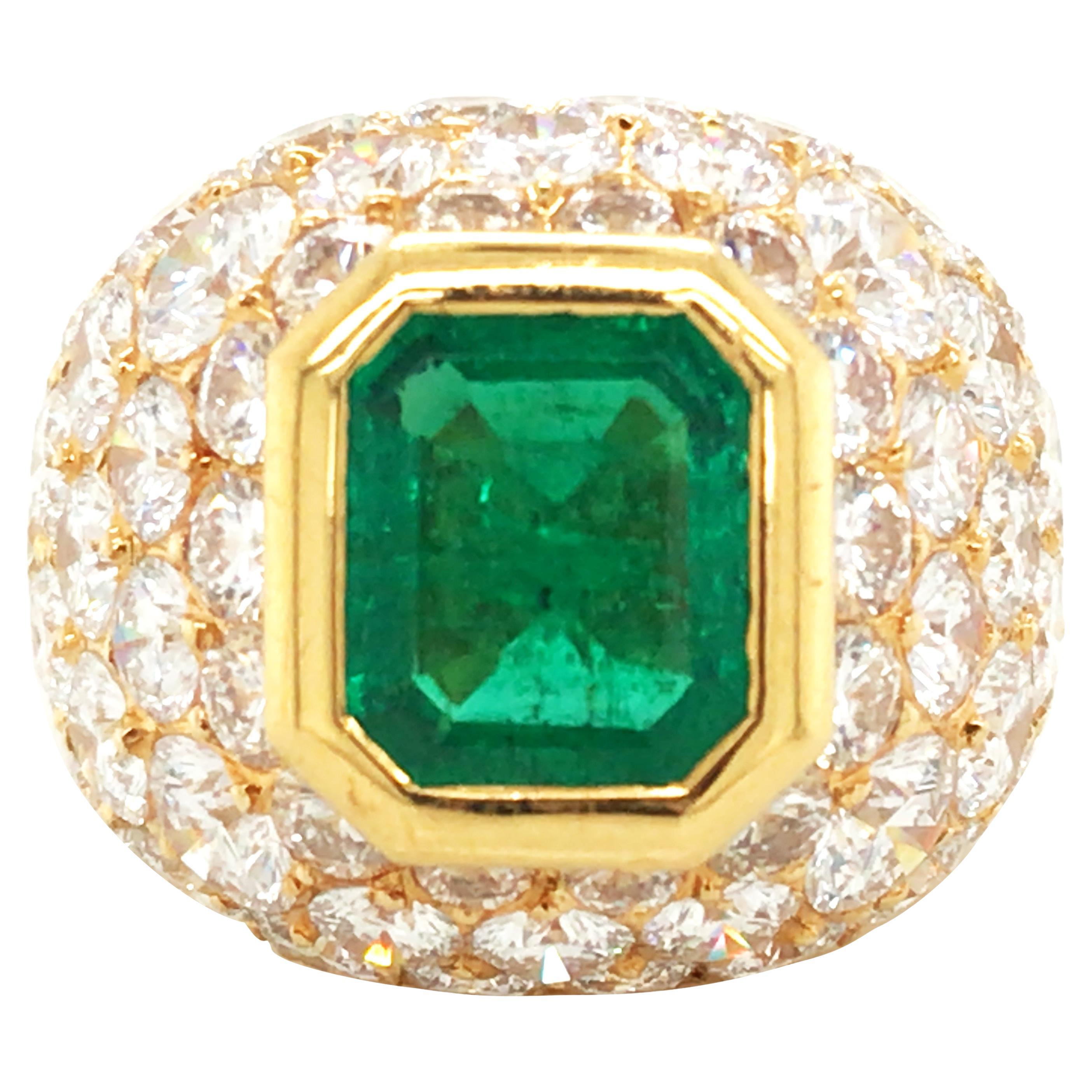 Tabbah, 18K Gold Emerald Diamond Ring