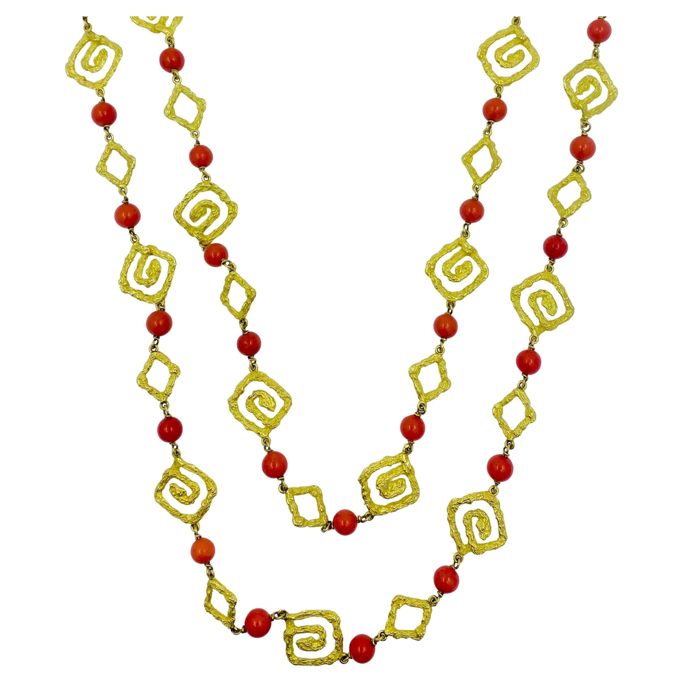 Tabbah Coral Gold Necklace For Sale at 1stDibs