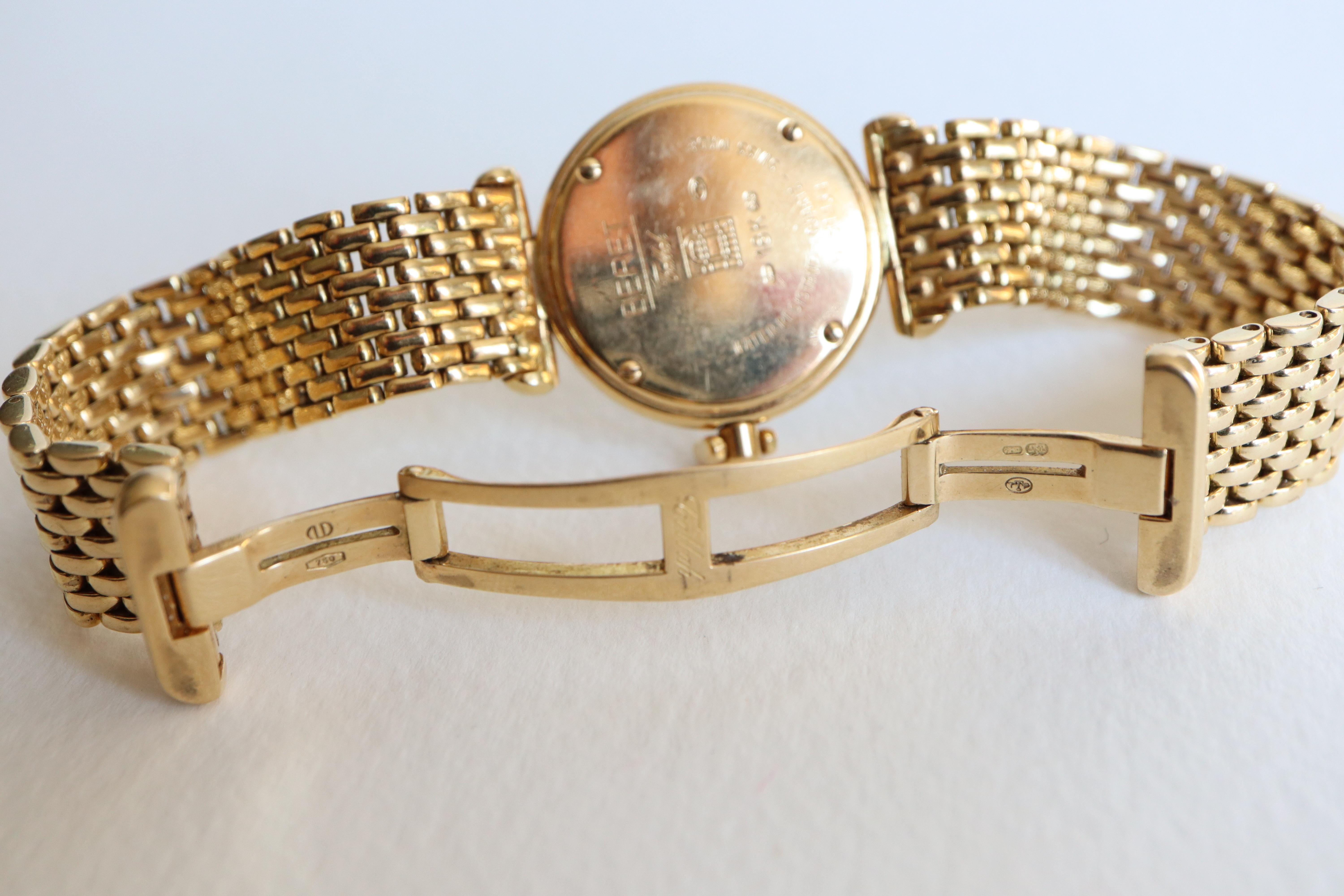 Women's bracelet watch in 18K GOLD and diamonds from TABBAH, Beret model.
Articulated gold bracelet with small links. Around the dial there are 138 diamonds set in gold for approx. 1,5 to 2 carats
Length: 17cm
Dial length: 3.3 cm bezel diameter 2.5