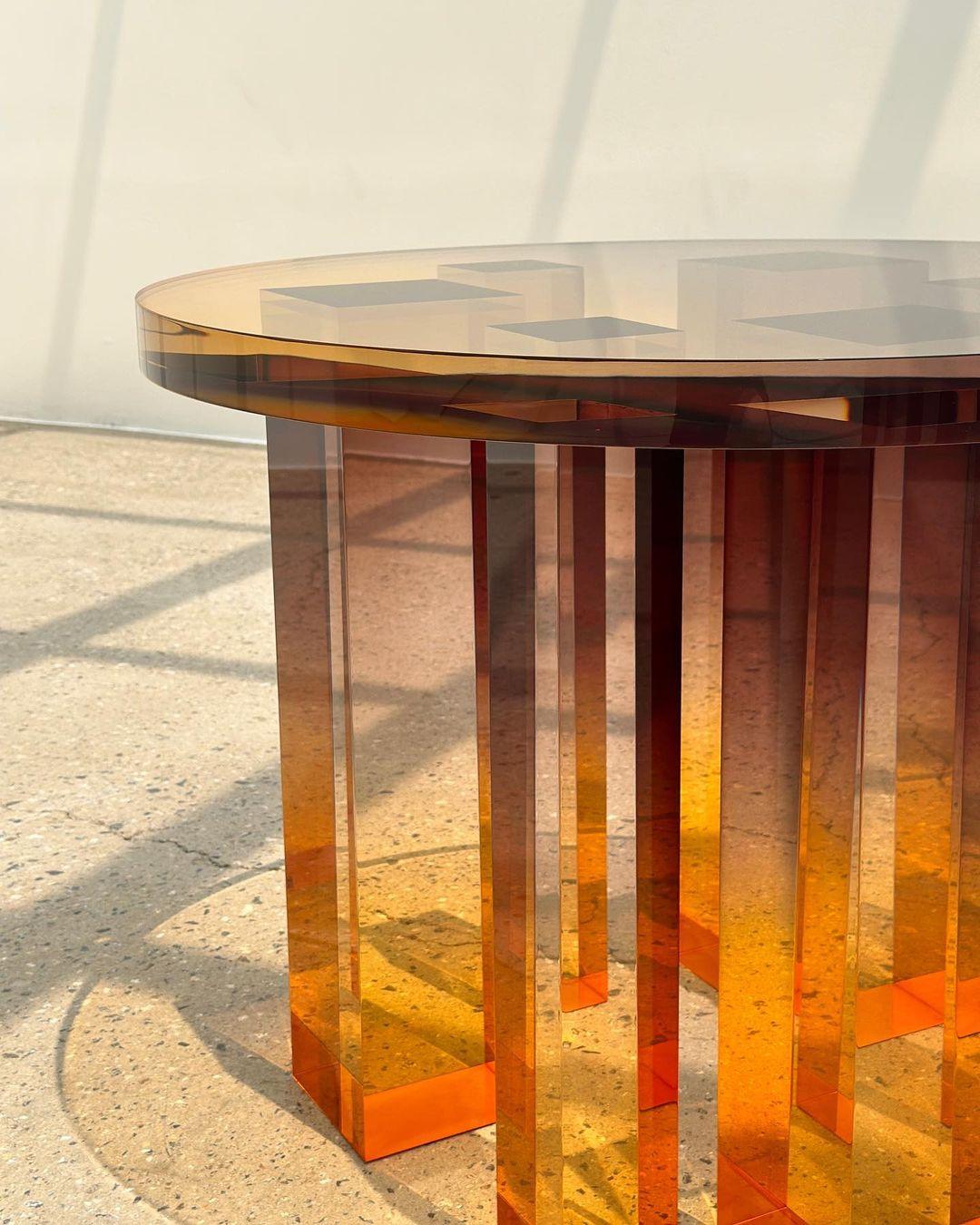 Moderne Table 11 par Saerom Yoon  en vente
