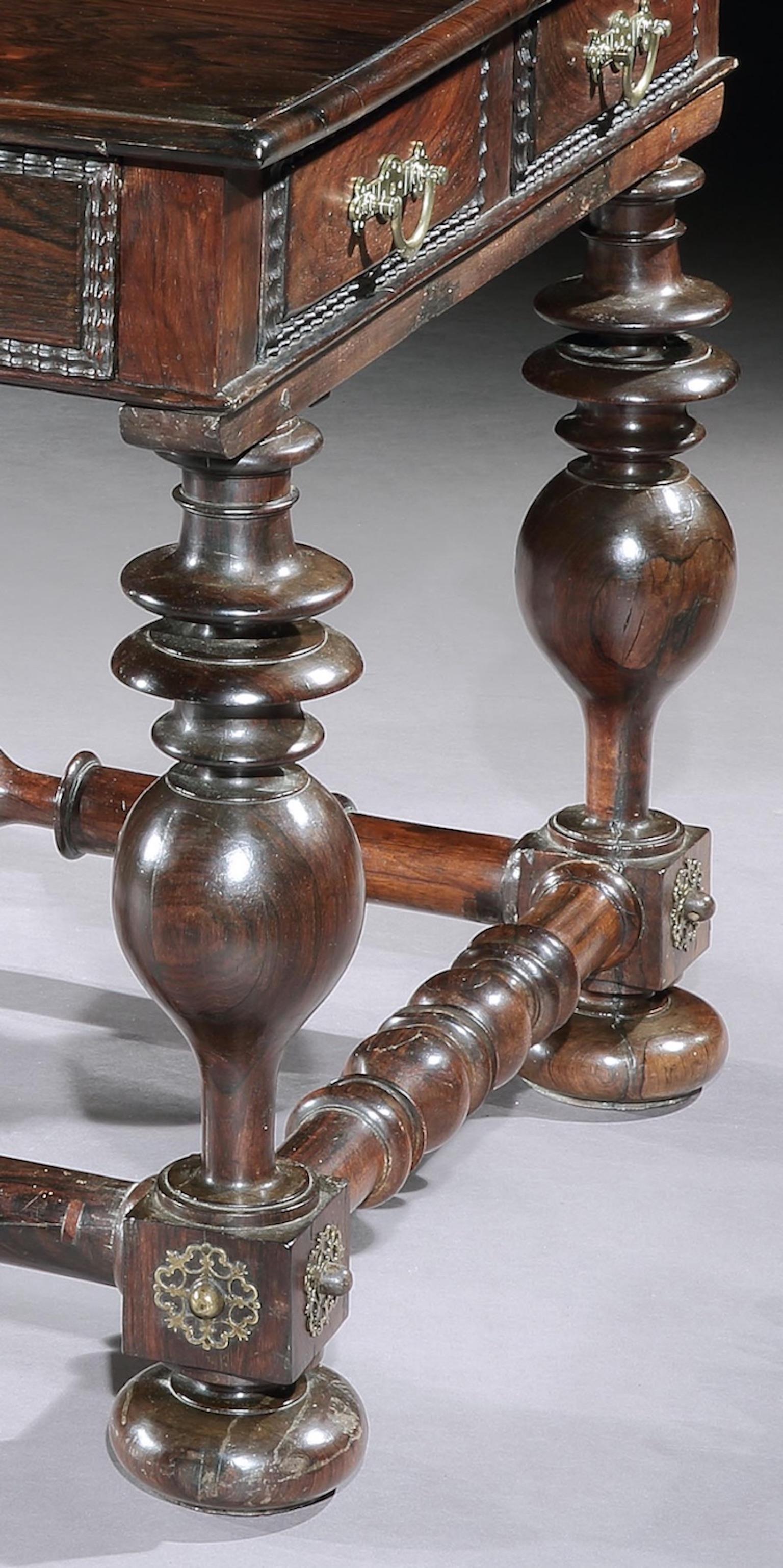 Table, 17th Century Baroque, Portuguese, Brazilian Rosewood In Good Condition In BUNGAY, SUFFOLK