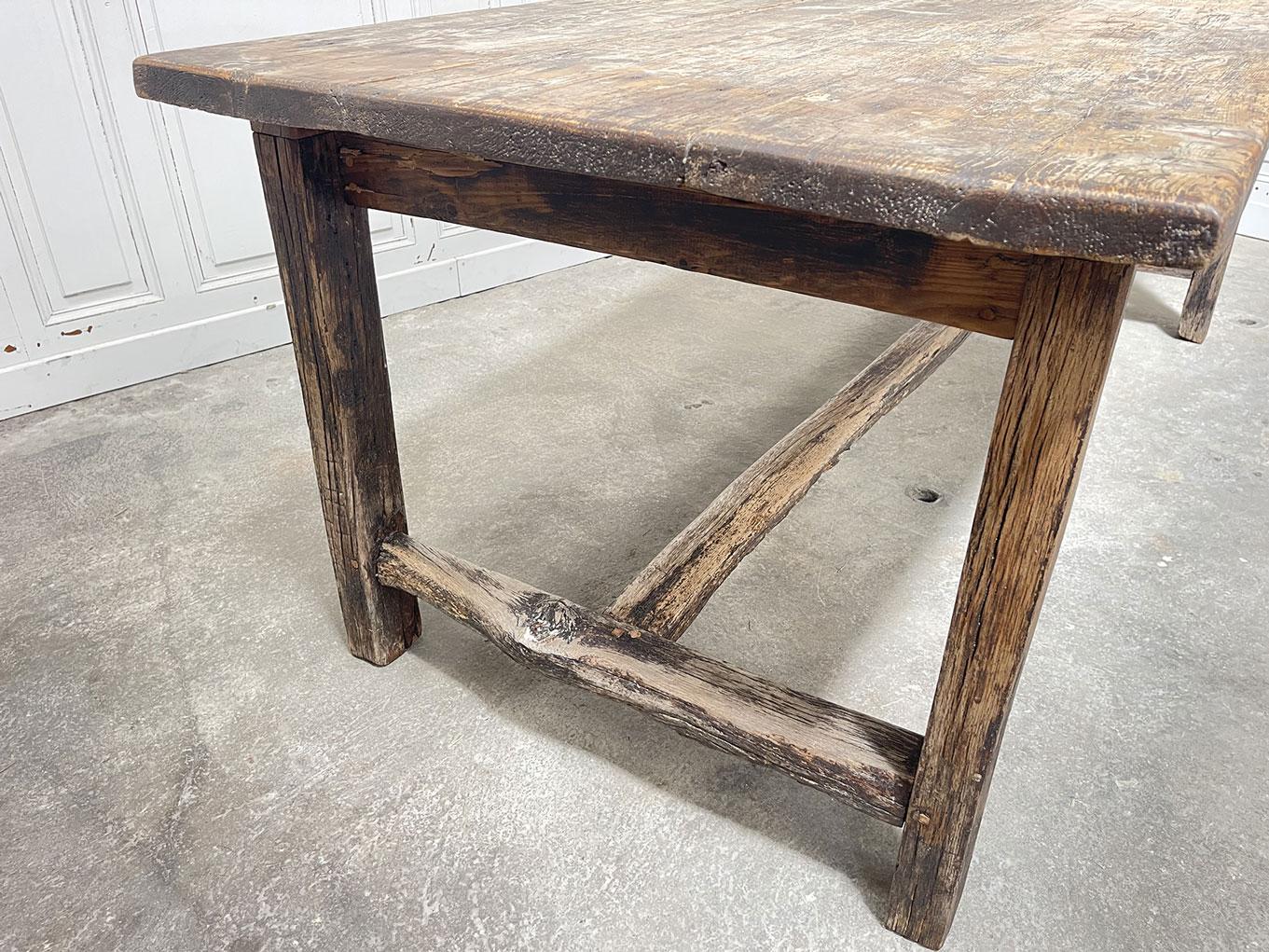 Table 1900 en chêne massif en vente 4