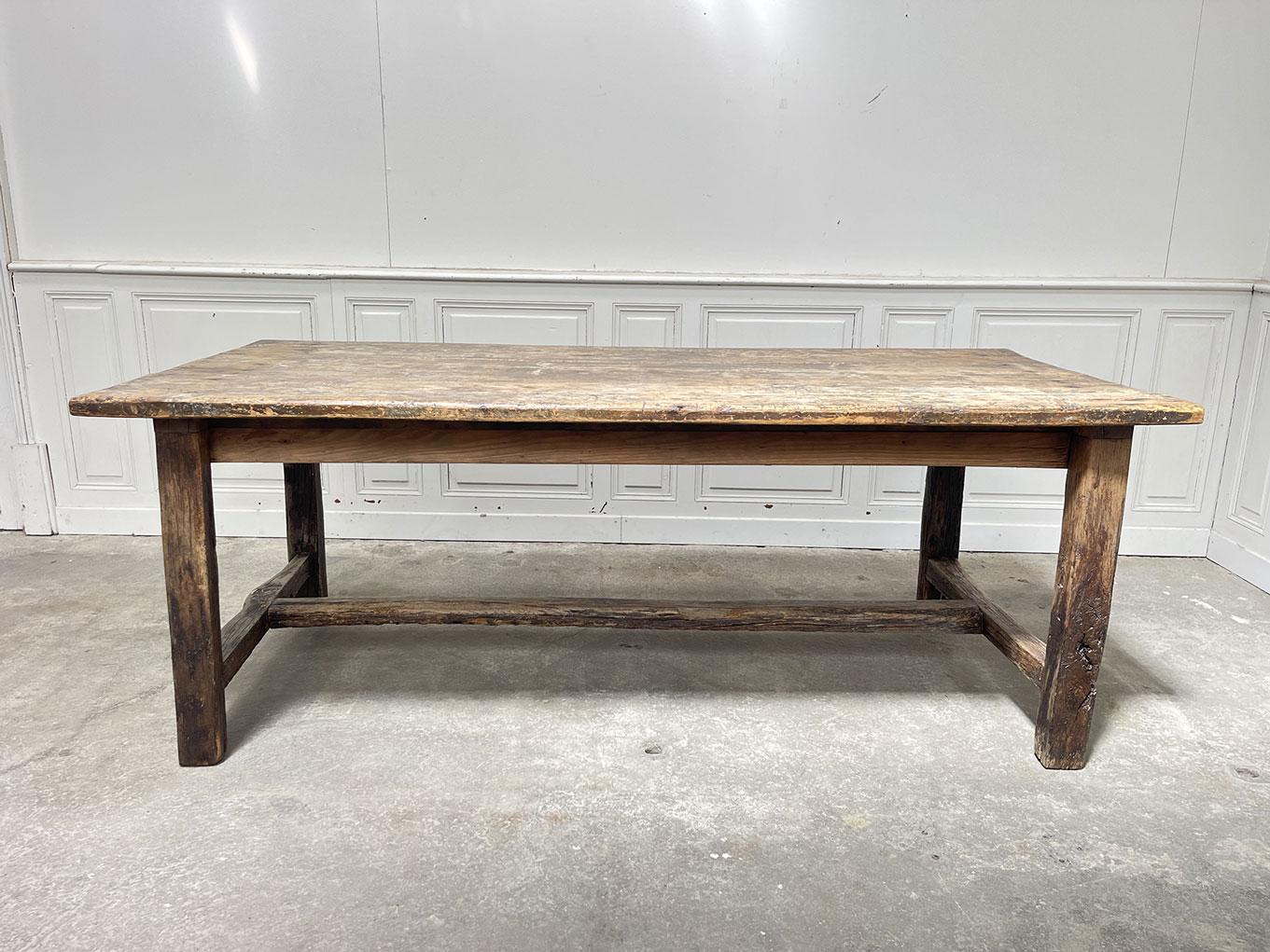 Table 1900 en chêne massif en vente 5