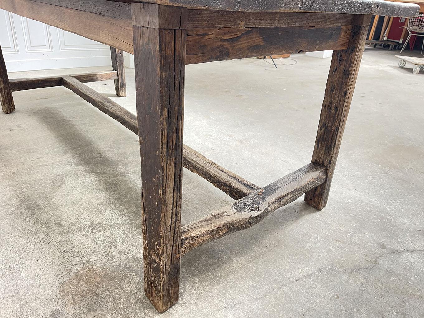 Table 1900 en chêne massif en vente 7