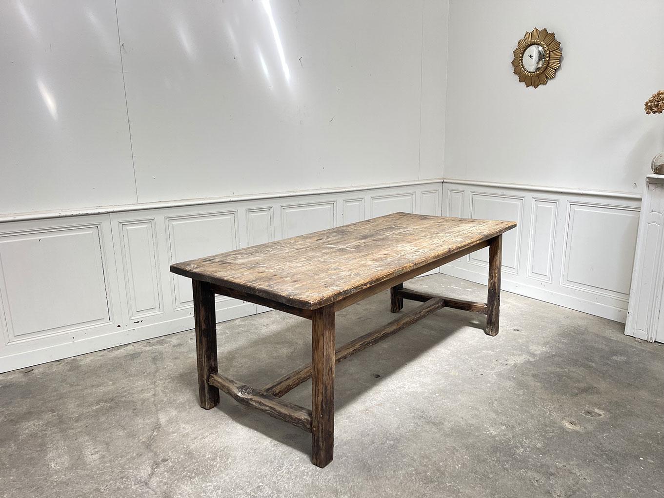 Table 1900 en chêne massif en vente 3