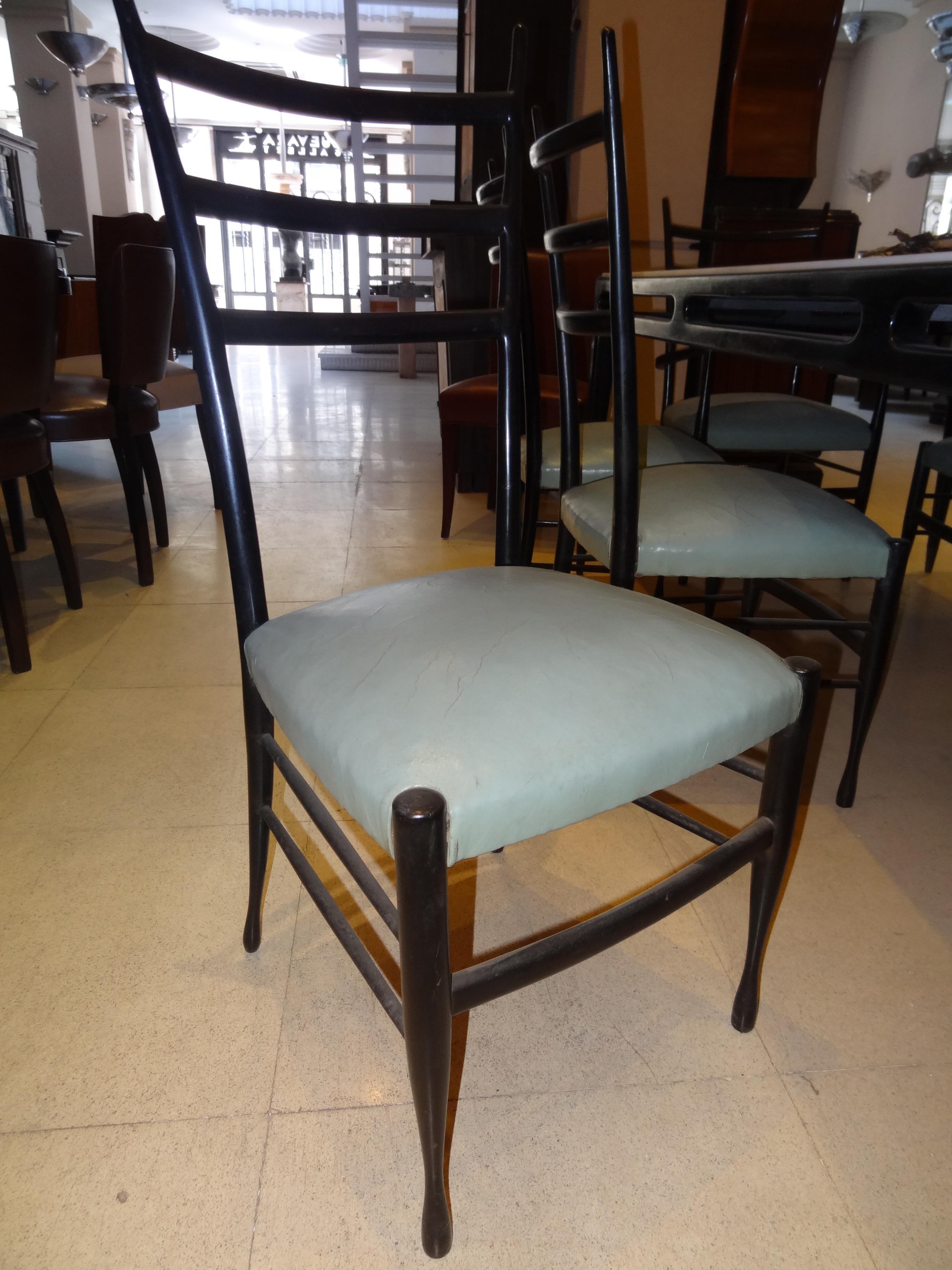 Table 8 personnes, 2 fauteuils et 6 chaises attribuées à Gio Ponti, 1965 en vente 1