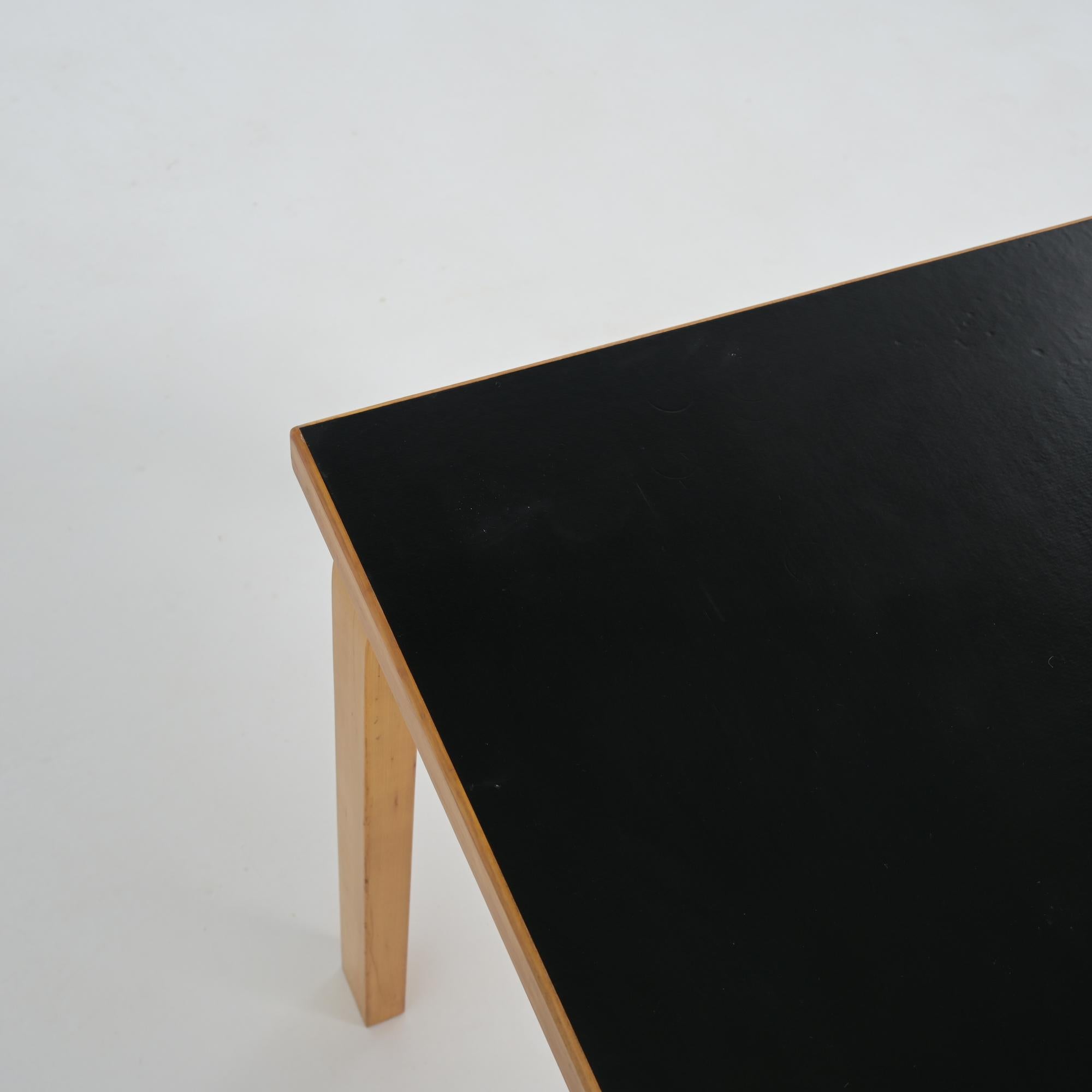 Table 81A by Alvar Aalto for Artek im Angebot 4