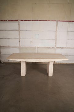 Table À Manger En Travertin, 1970s