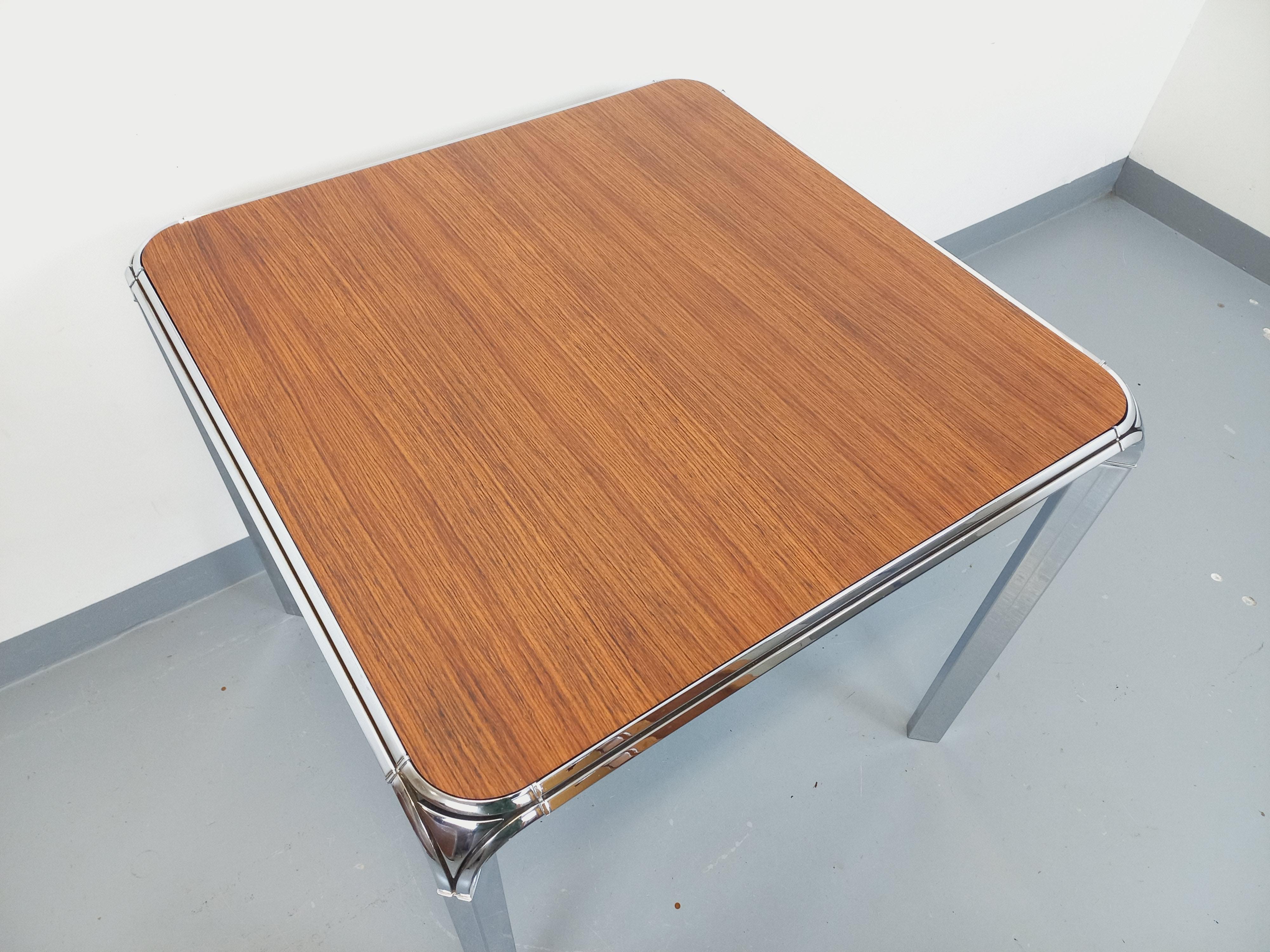 Table à manger ou à écrire carrée Pierre Paulin vintage en bois de palissandre Metal en venta