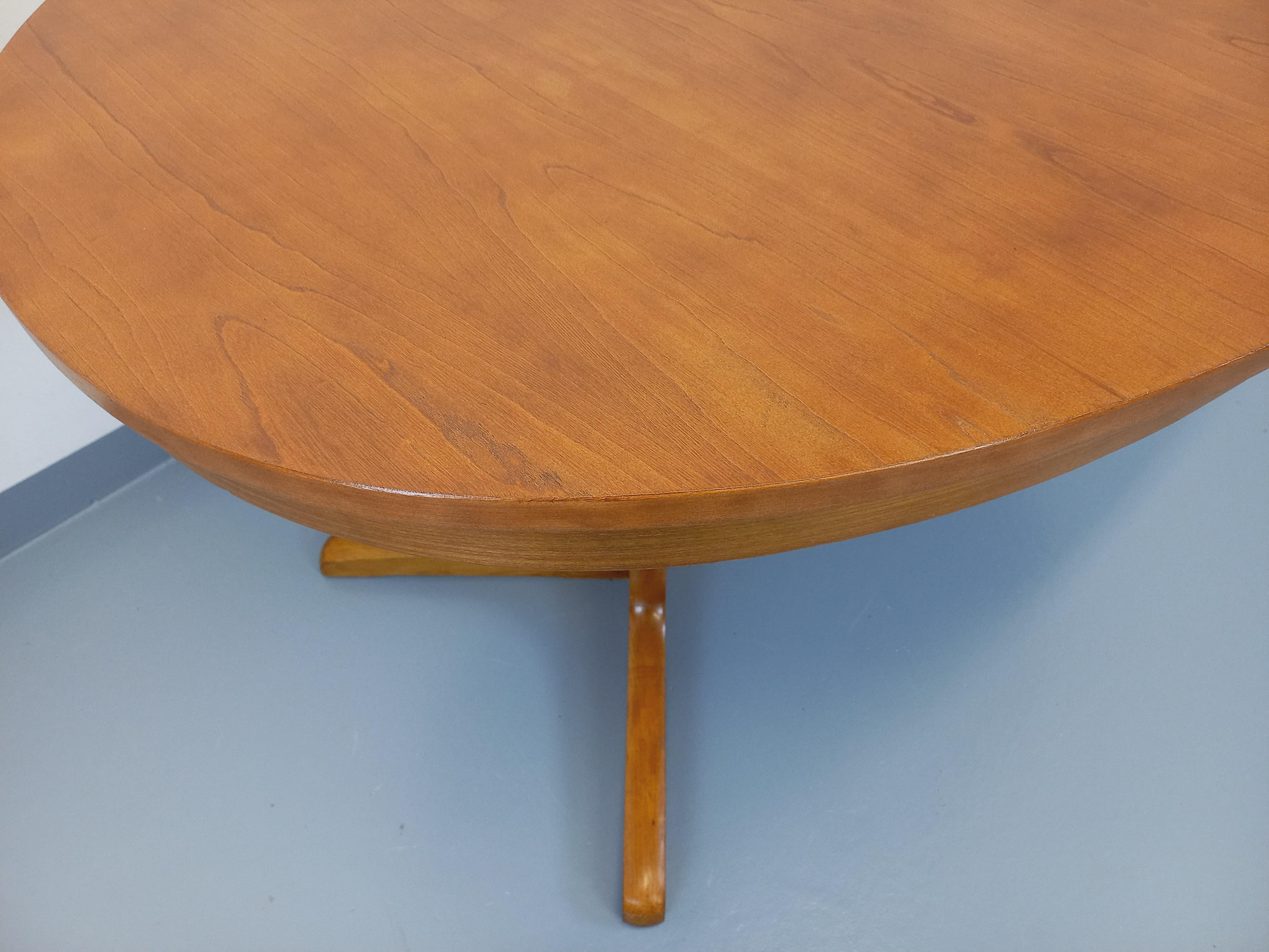 Table à manger ovale Baumann vintage des années 60 70 en bois d’orme clair 12