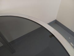 Table à manger ovale vintage en verre fumé et métal chromé style A Space