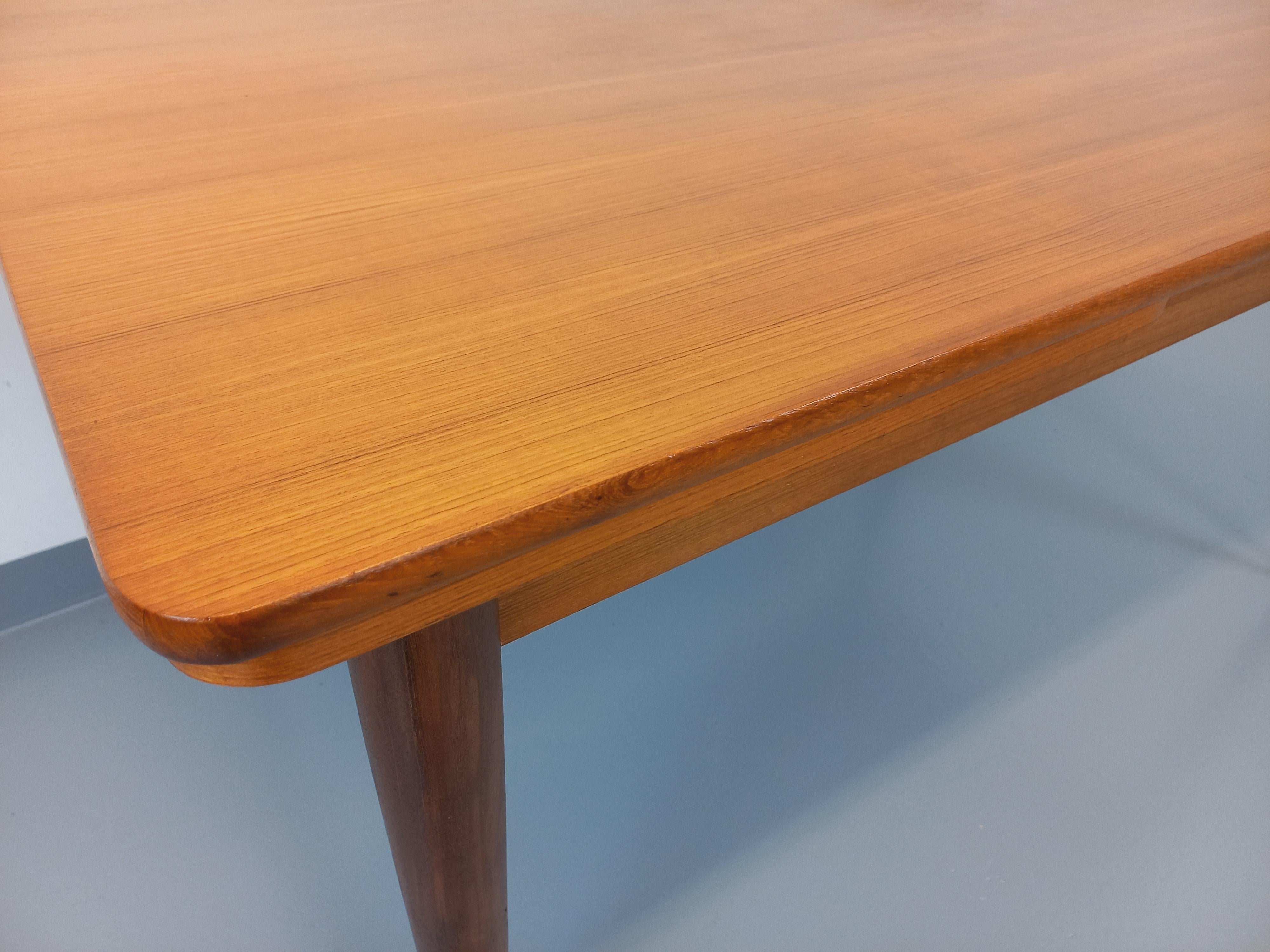 Teak Table à manger rectangulaire style scandinave vintage des années 50 60 en teck For Sale