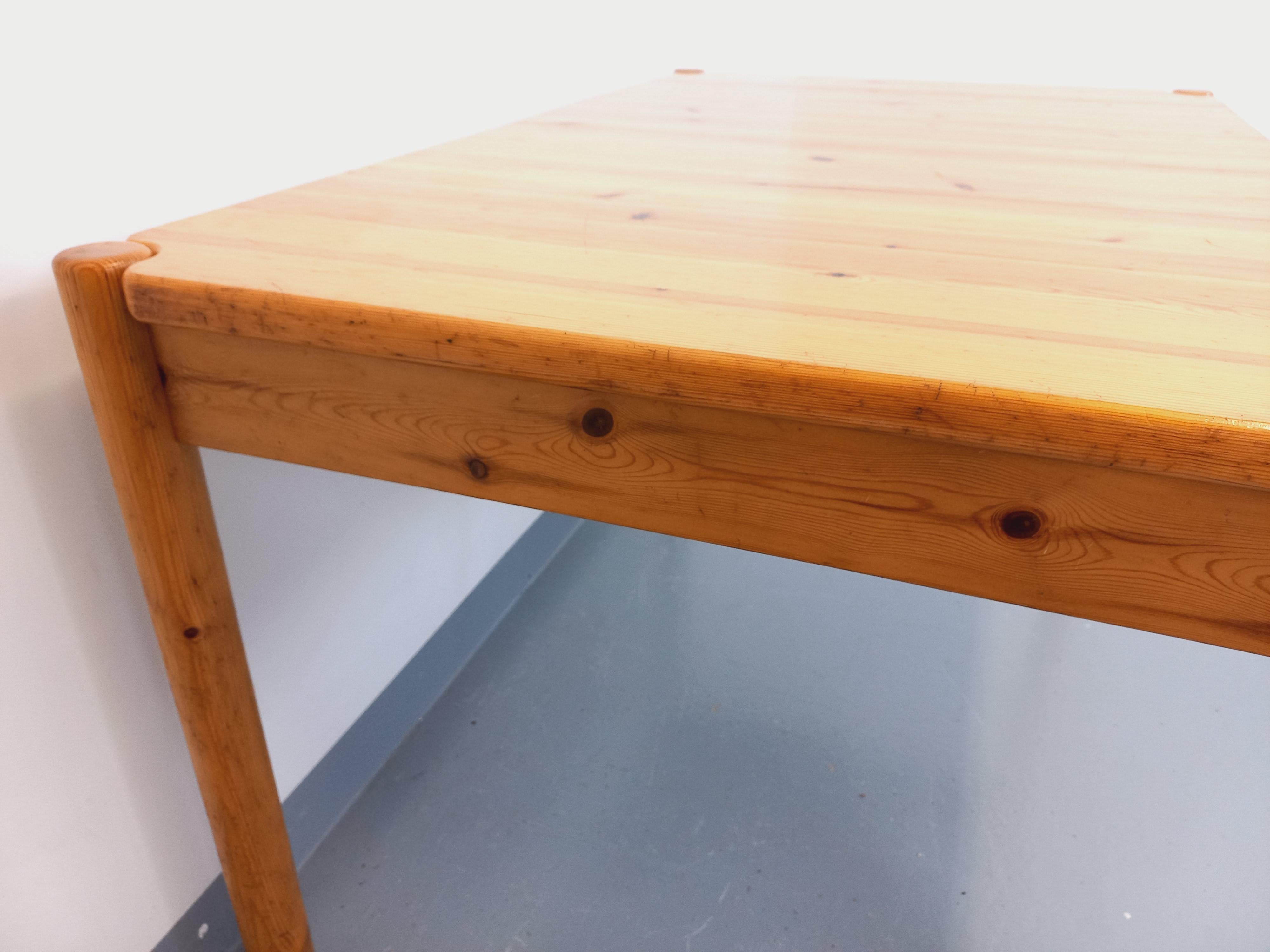 Table à manger rectangulaire vintage en pin des années 60 70 avec rallonge en venta 10