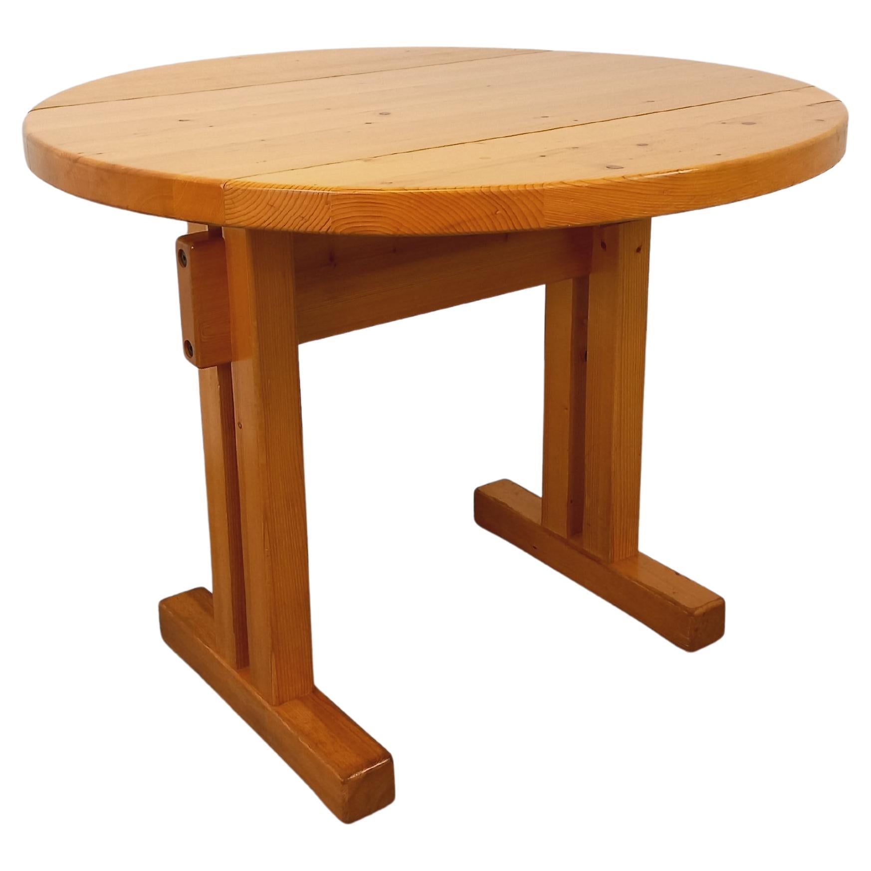 Table à manger ronde Charlotte Perriand Les Arcs vintage en pin des années 60 70