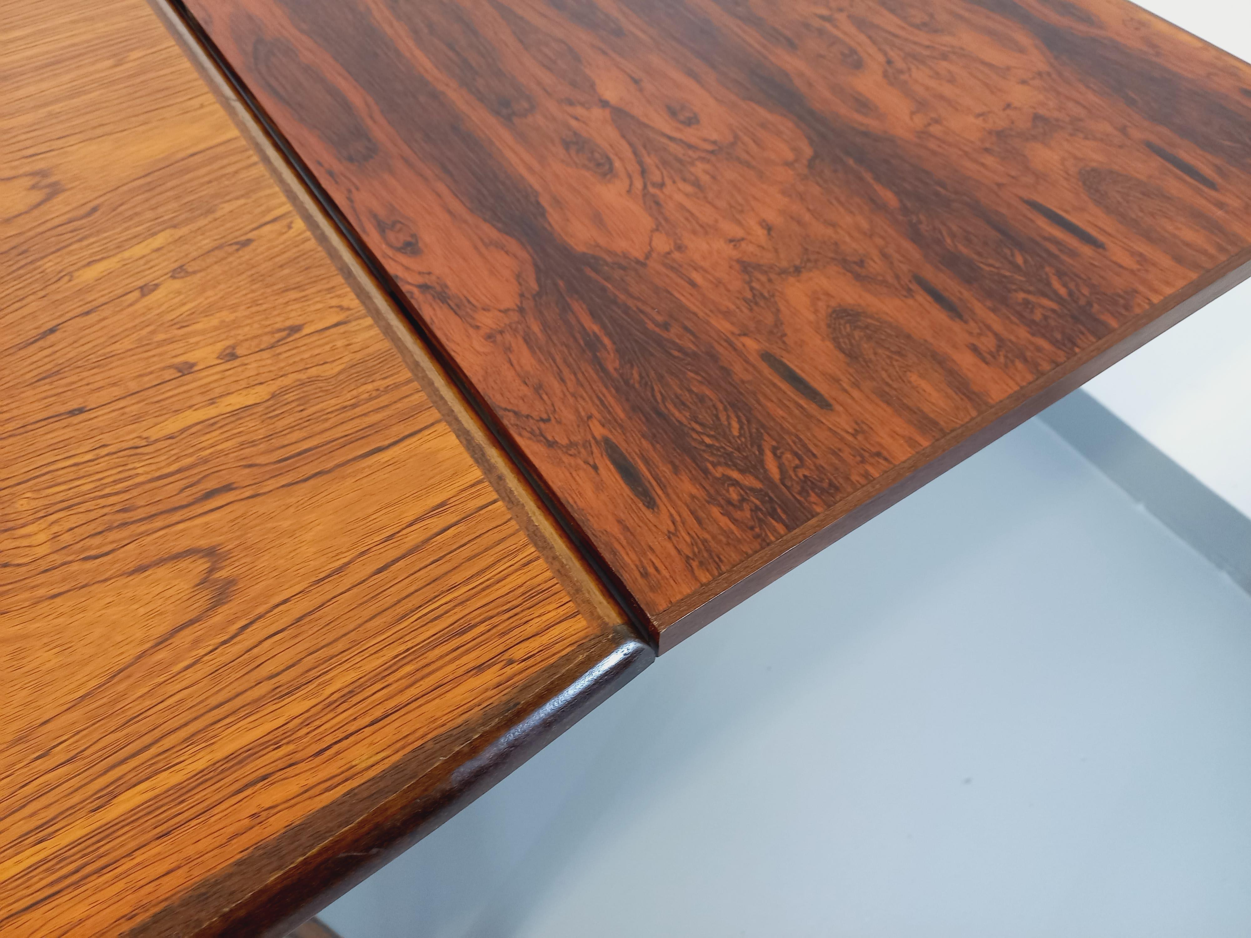 Scandinave moderne Table à manger style scandinave vintage des années 50 60 en palissandre en vente