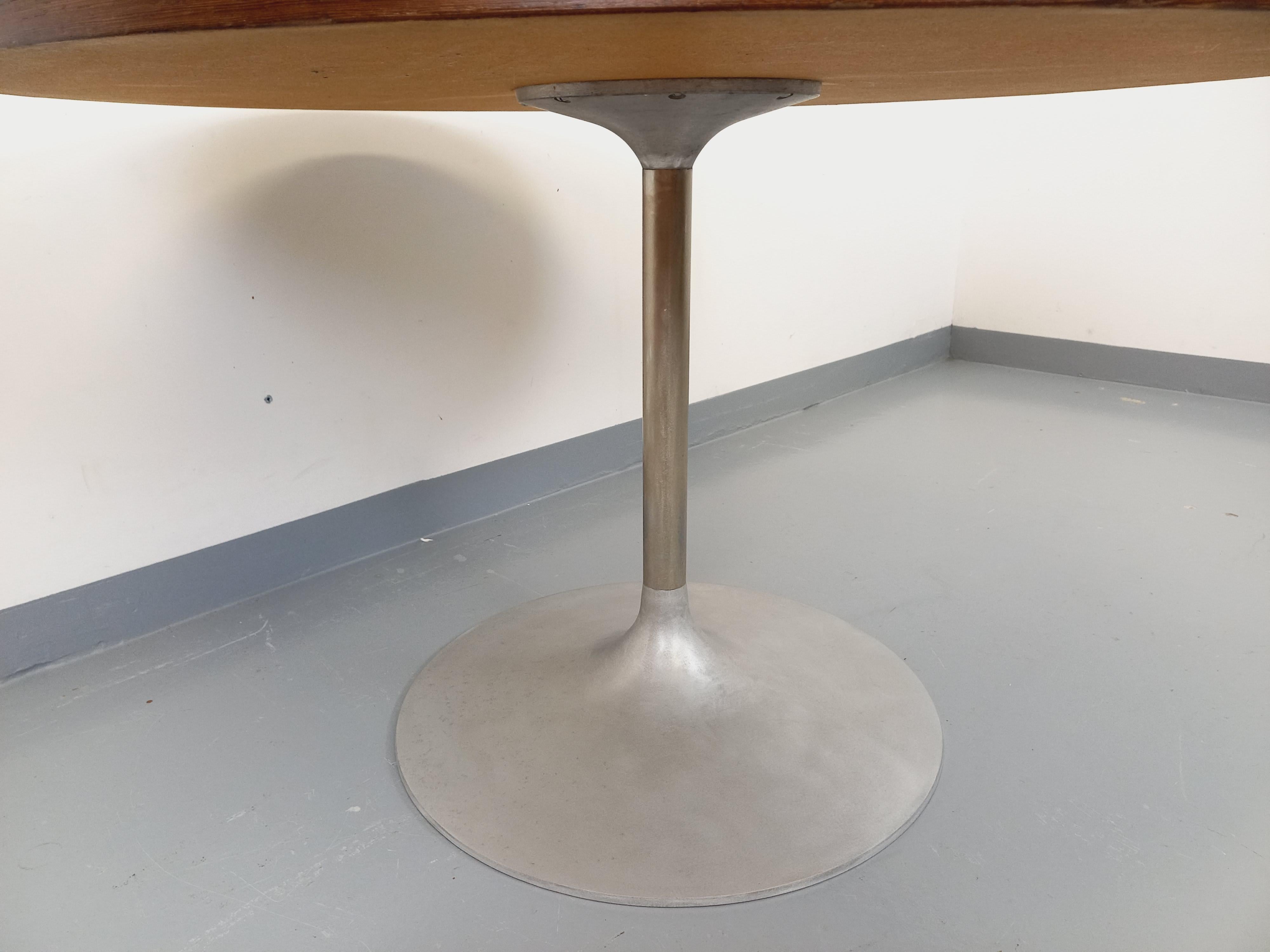 Table à manger tulipe ronde vintage style Knoll des années 70 mosaïque de bois im Angebot 6