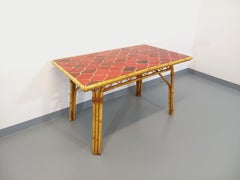 Table à manger vintage Audoux Minet en rotin et céramique de Vallauris