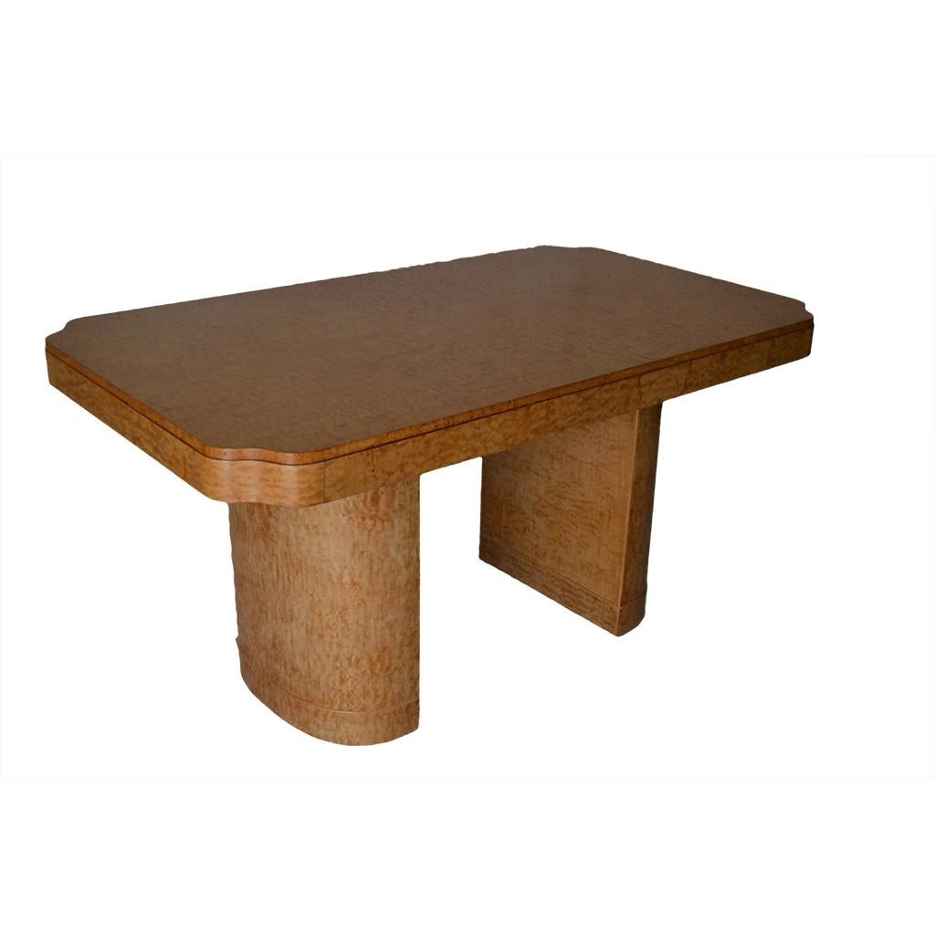 Six chairs and table designed by Harry & Lou Epstein in walnut, tree roots and leather.
United Kingdom, 1930s.
Measures: Height table 78 cm, chair 90 cm
Length table 155 cm, chair 60 cm.
Width table 87.5 cm, 55 cm chair.