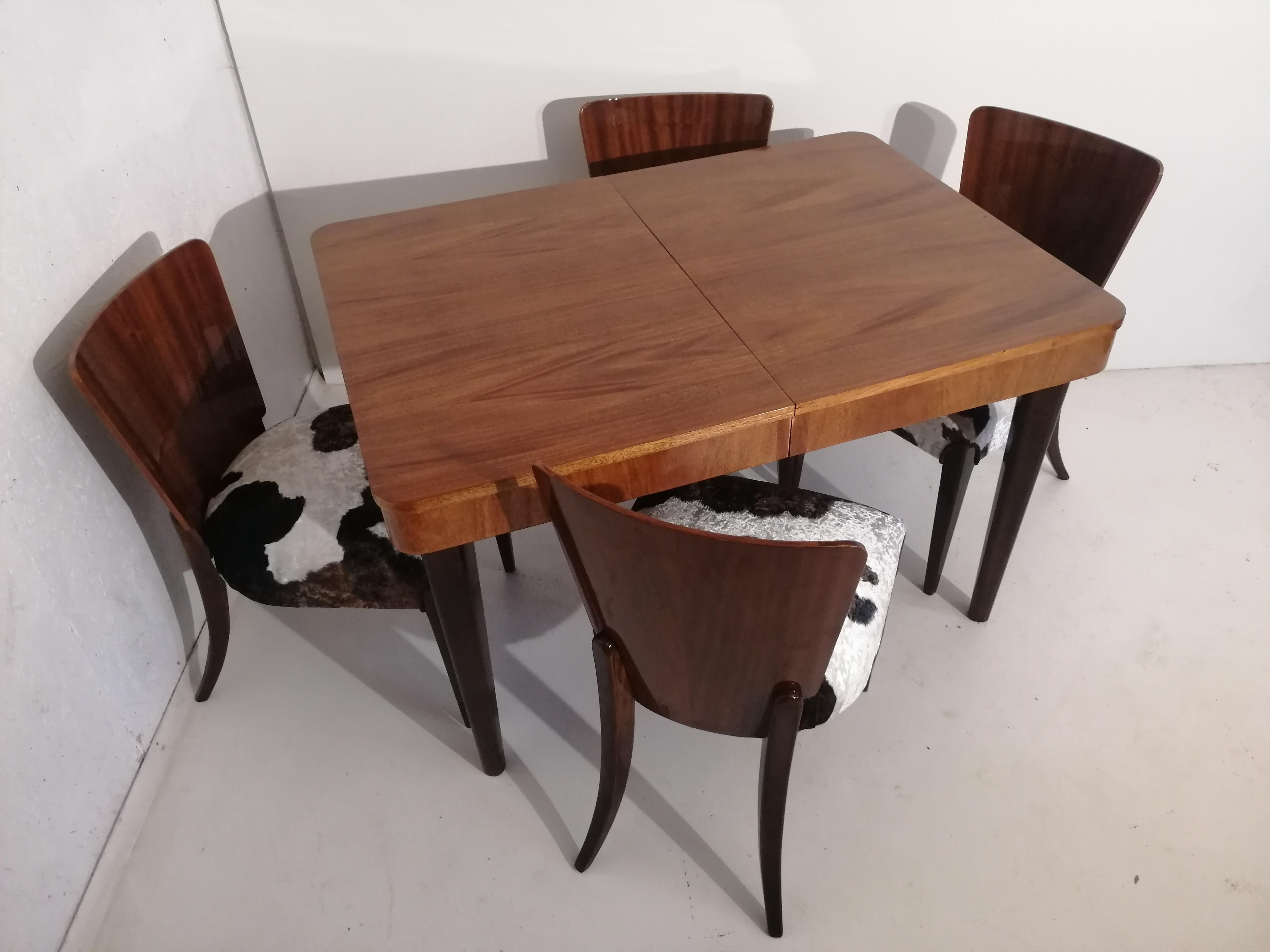 Table and Four Art Deco Chair by J. Halabala For Sale 4