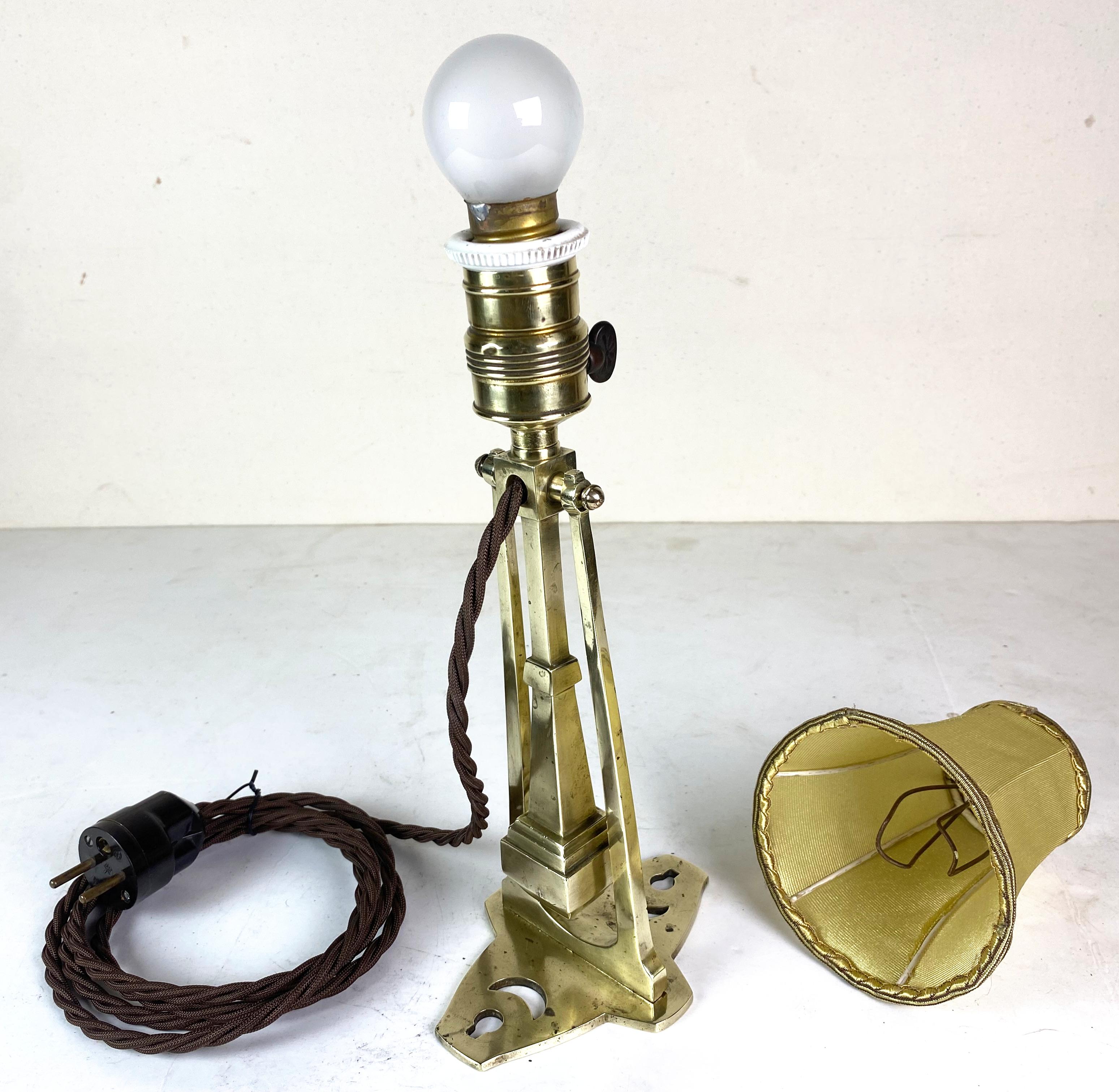 Lámpara de mesa y pared, hacia 1900 en venta 2