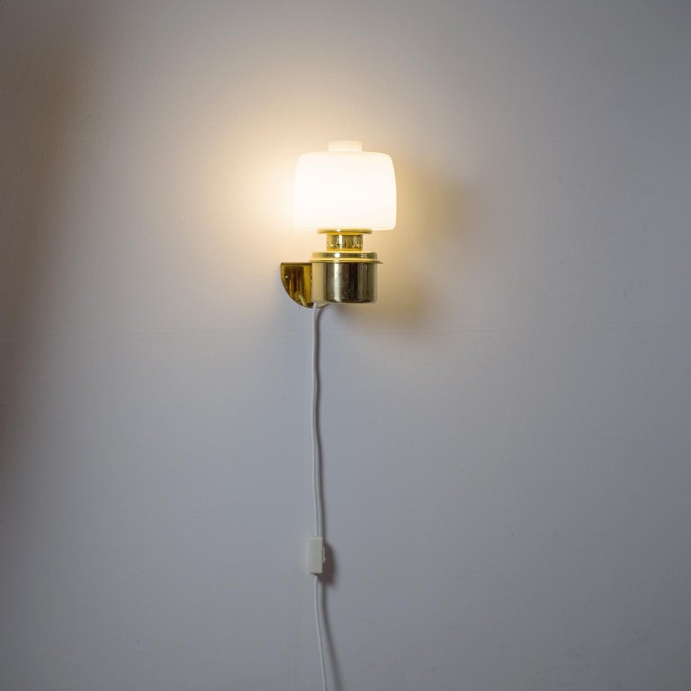 Table and Wall Light by Hans-Agne Jakobsson, circa 1960 For Sale 4