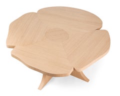 Tavolo Andy, forma a fiore, legno di quercia spazzolato, Italia