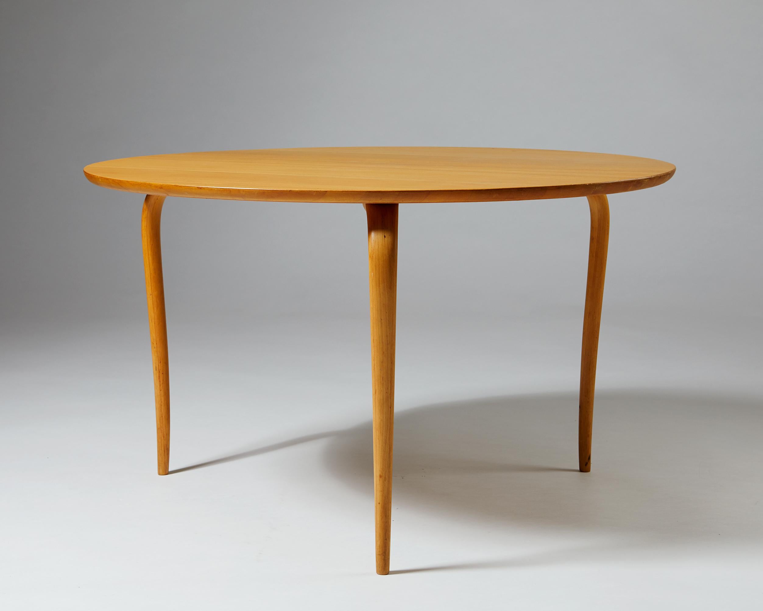 Scandinavian Modern Table Annika Designed by Bruno Mathsson for Karl Mathsson, Sweden, 1936 For Sale