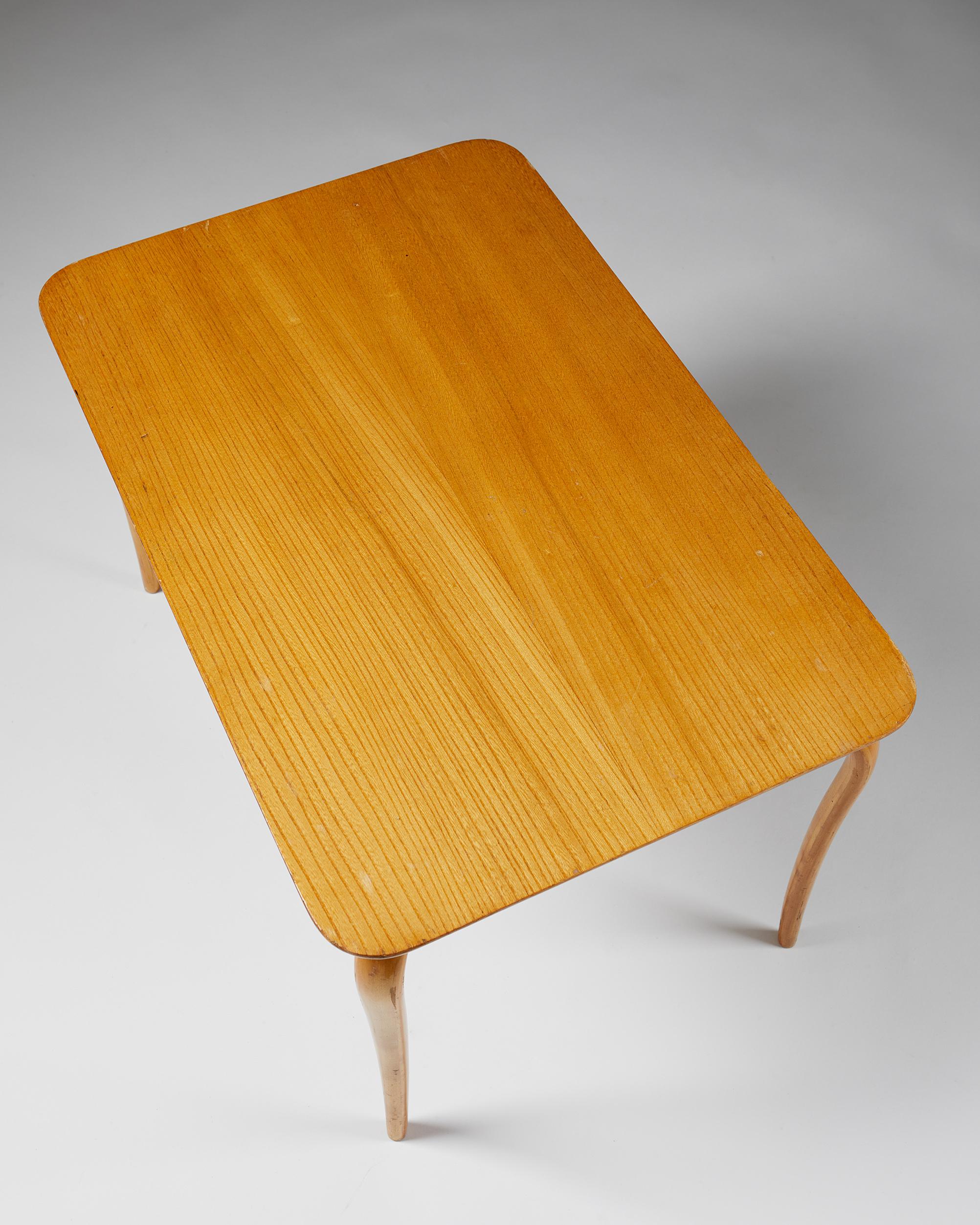 Table “Annika” Designed by Bruno Mathsson for Karl Mathsson, Sweden, 1950’s In Good Condition For Sale In Stockholm, SE