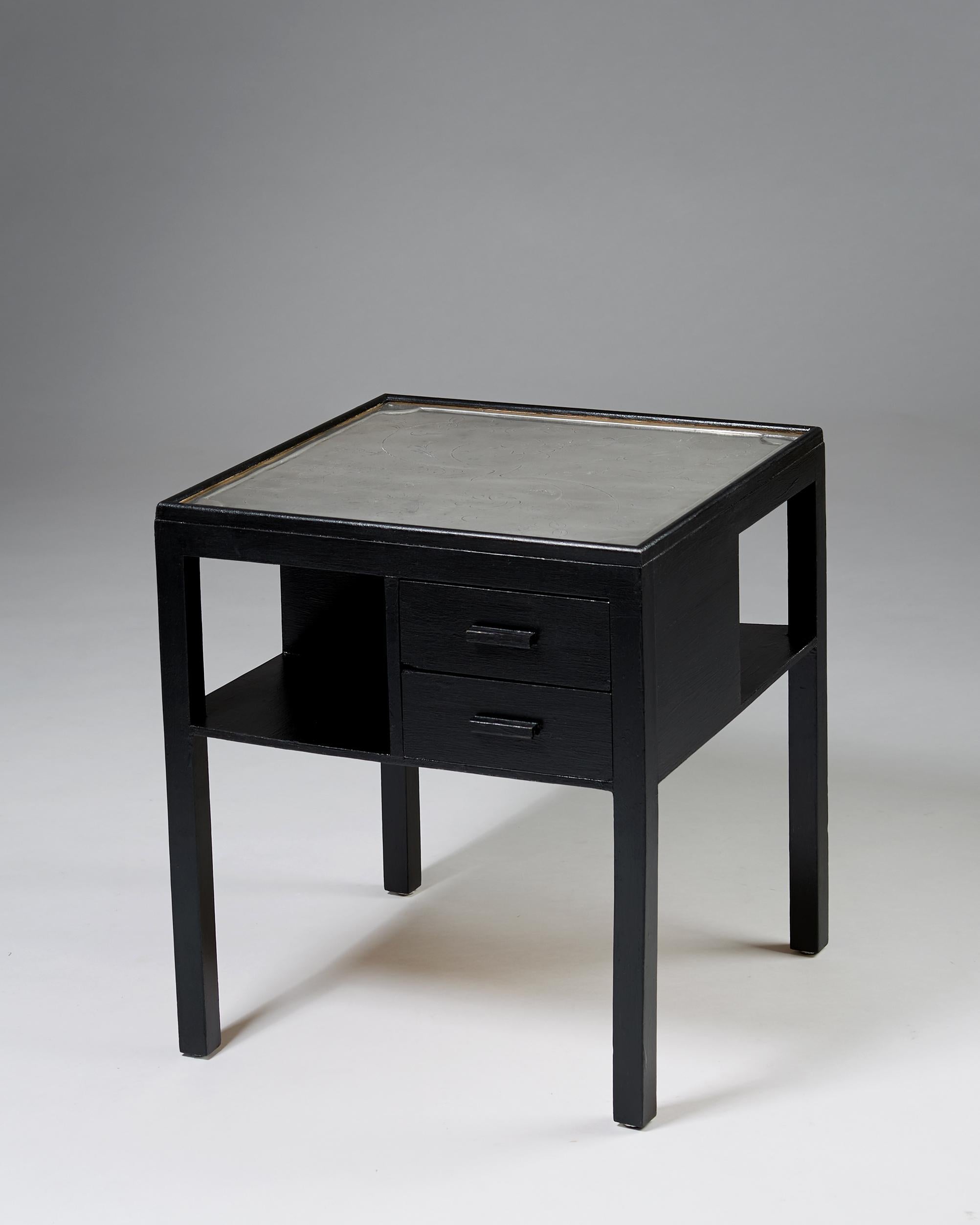 Suédois Nordiska Kompaniet Table - 1930s Swedish Modern, Black Finish with Drawers (en anglais) en vente