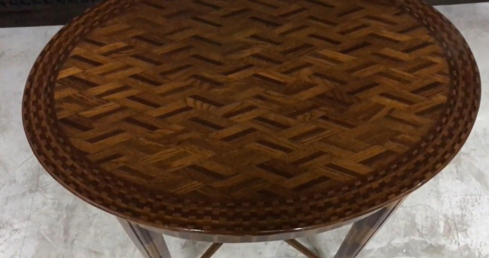 Tisch im Art déco-Stil, Frankreich, 1920, mit Intarsien (Französisch) im Angebot