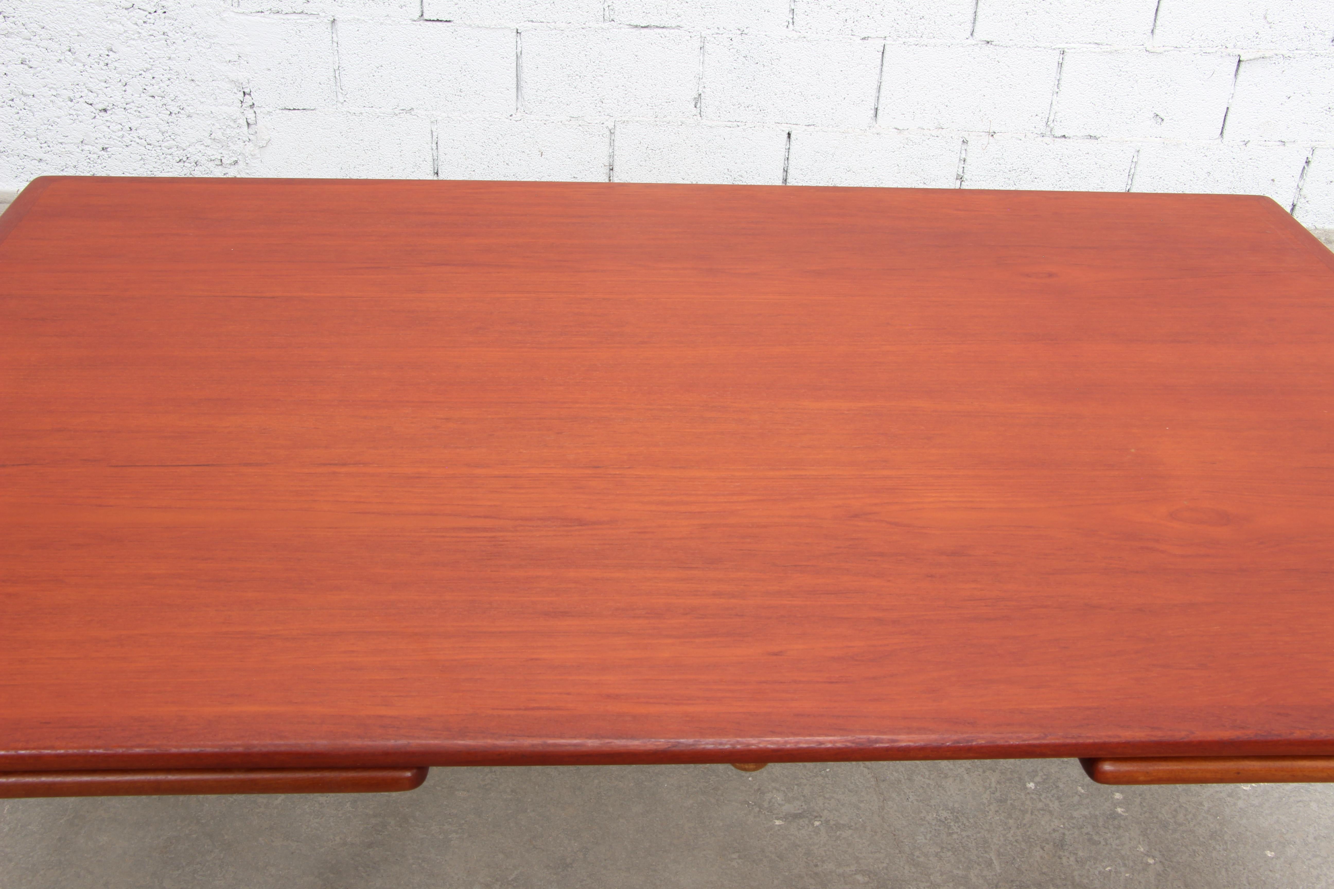 Oak Hans Wegner AT-312  dining Table for Andreas Tuck For Sale