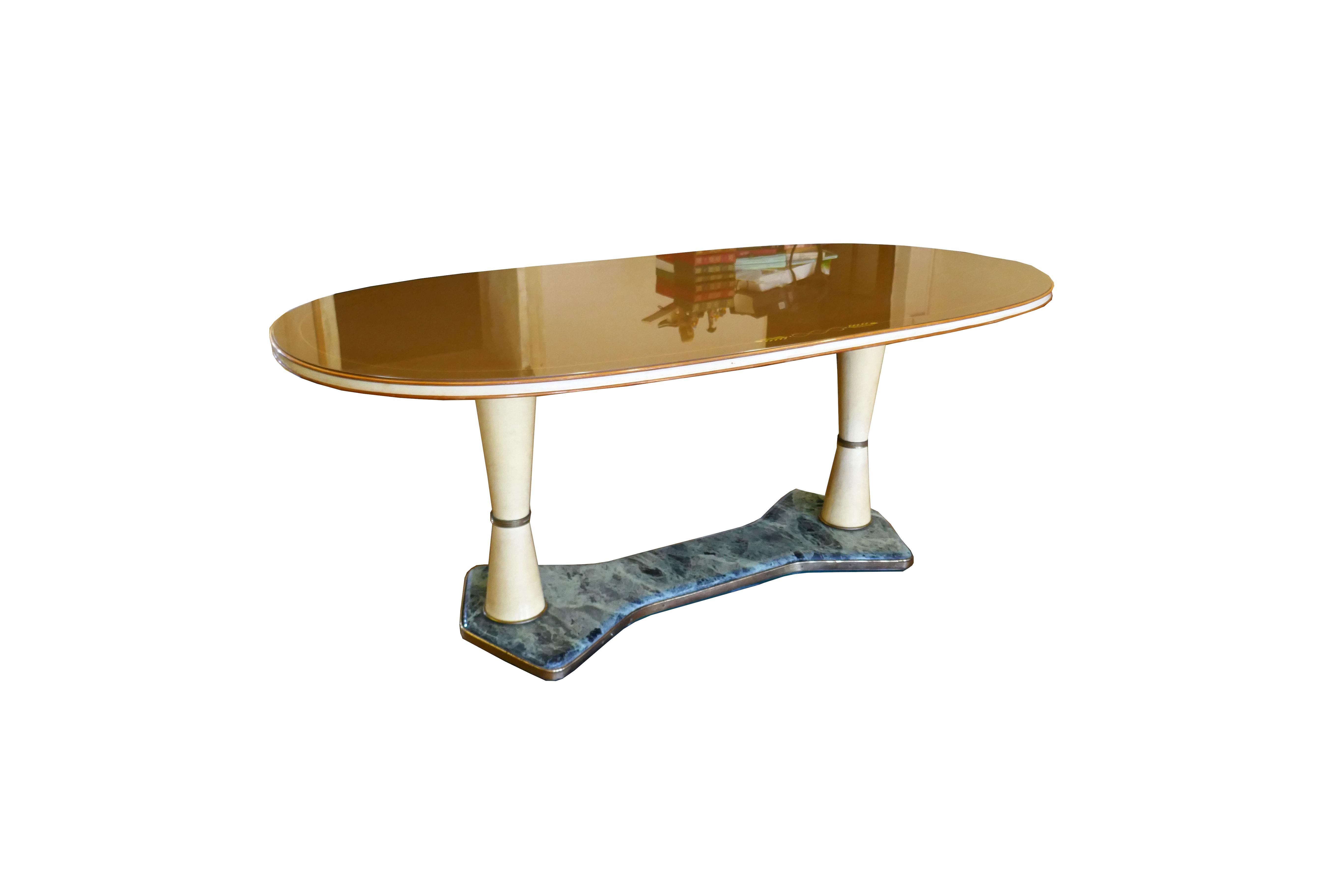 Table attribuée à Vittorio Dassi - Possible mobilier La Permanente Cantu en vente 8