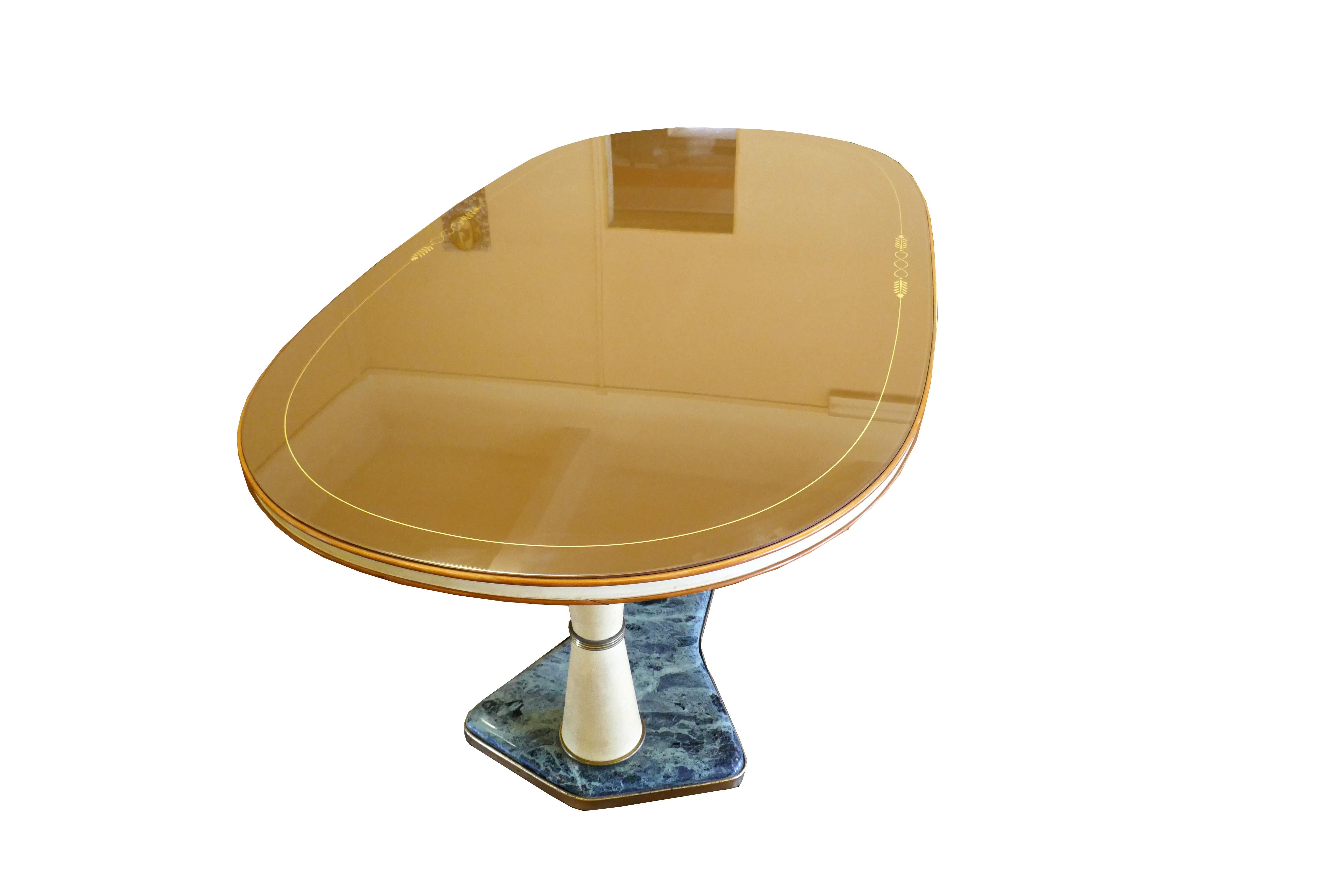 Verre Table attribuée à Vittorio Dassi - Possible mobilier La Permanente Cantu en vente