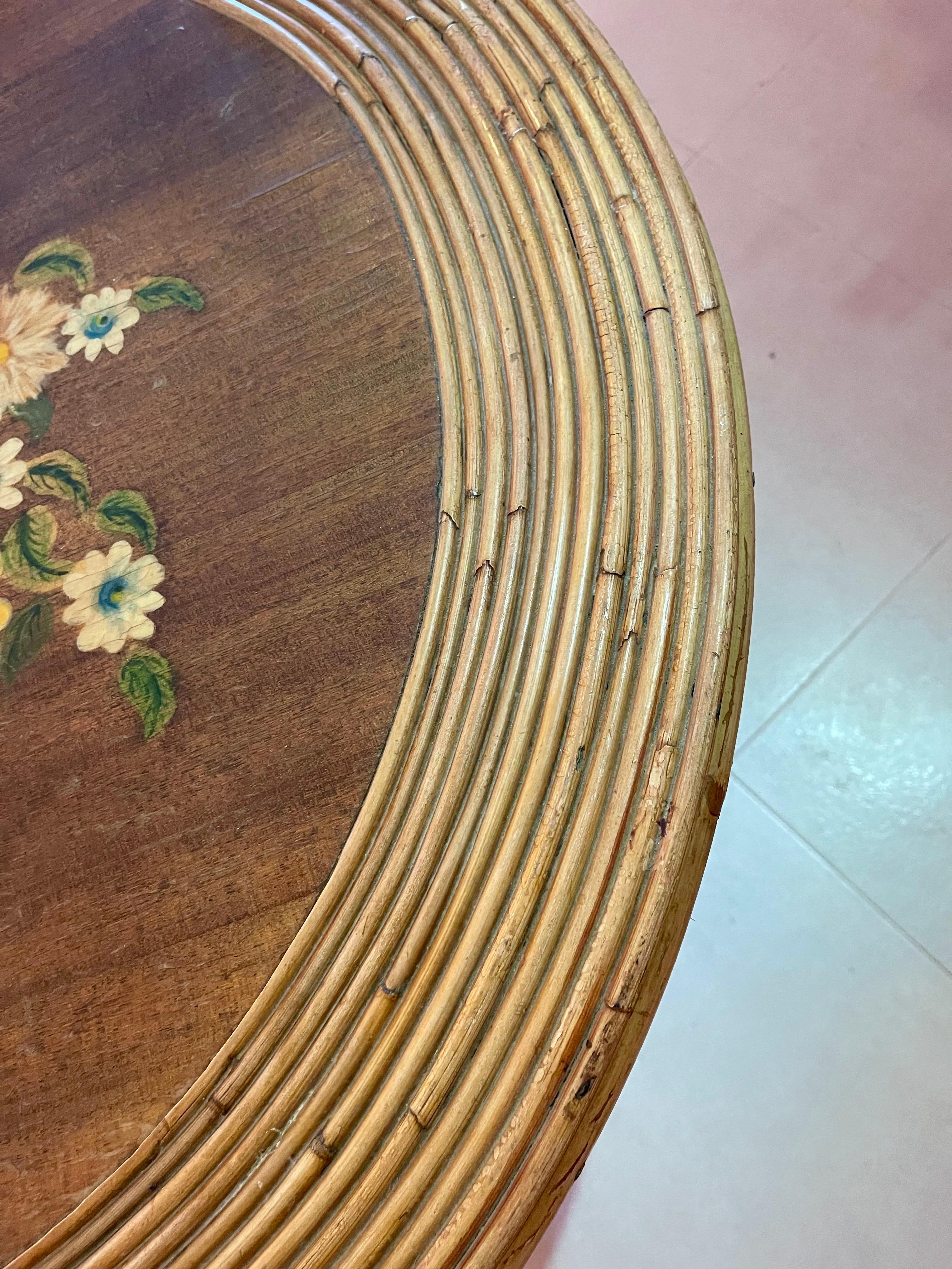 Table en bambou avec fleurs et enseigne en rotin d'exception, France, années 1960 en vente 1