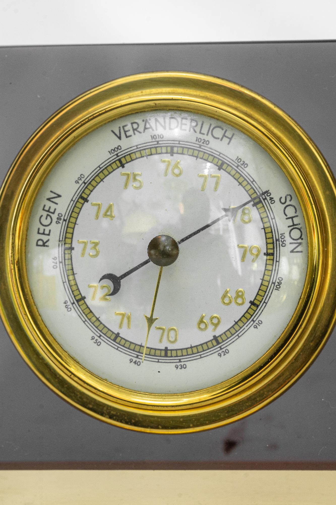 Tavolo barometro stazione meteorologica Vienna Around, anni '50 in vendita 5