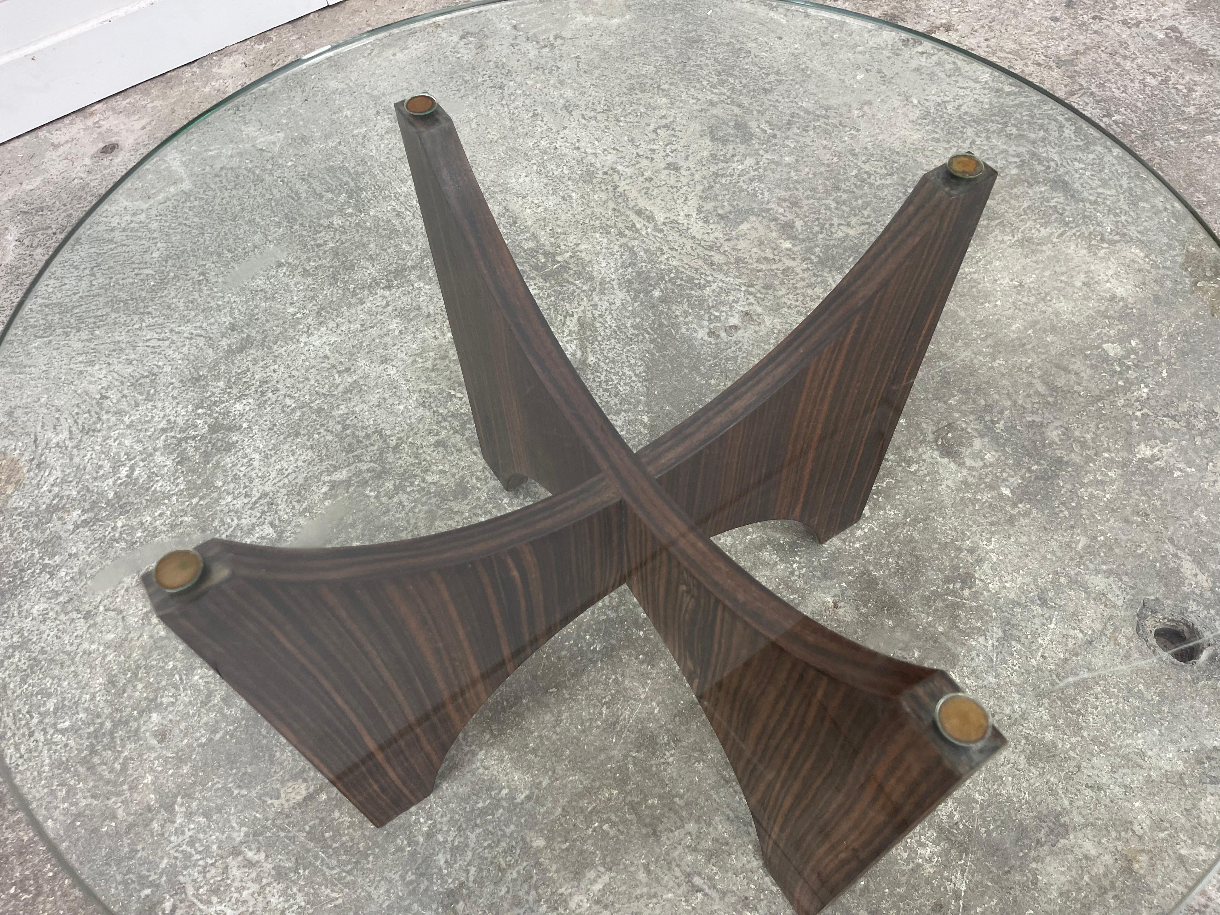 Tavolo basso 1950 en verre et bois in vendita 1
