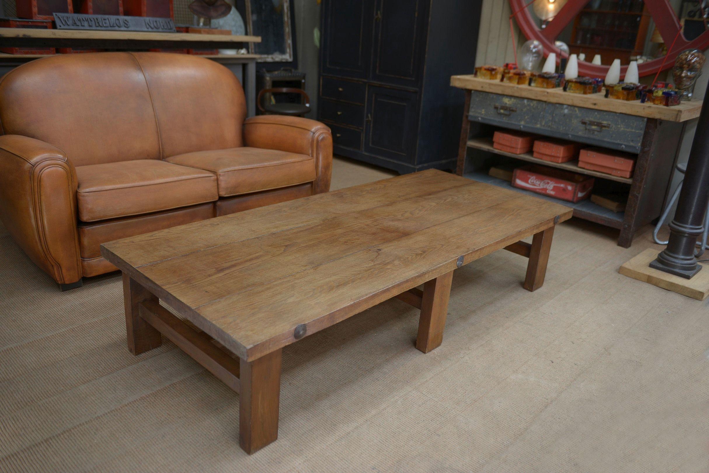 French Table basse 6 pieds en chêne massif 1950 For Sale