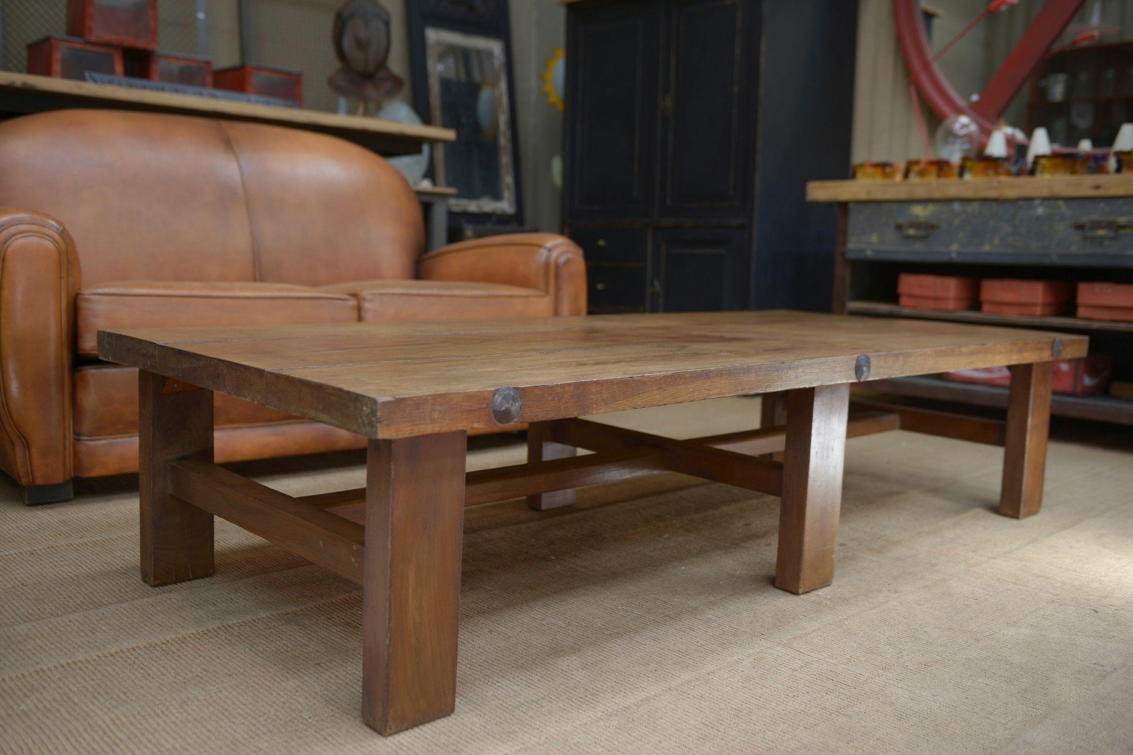 Table basse 6 pieds en chêne massif 1950 For Sale 1