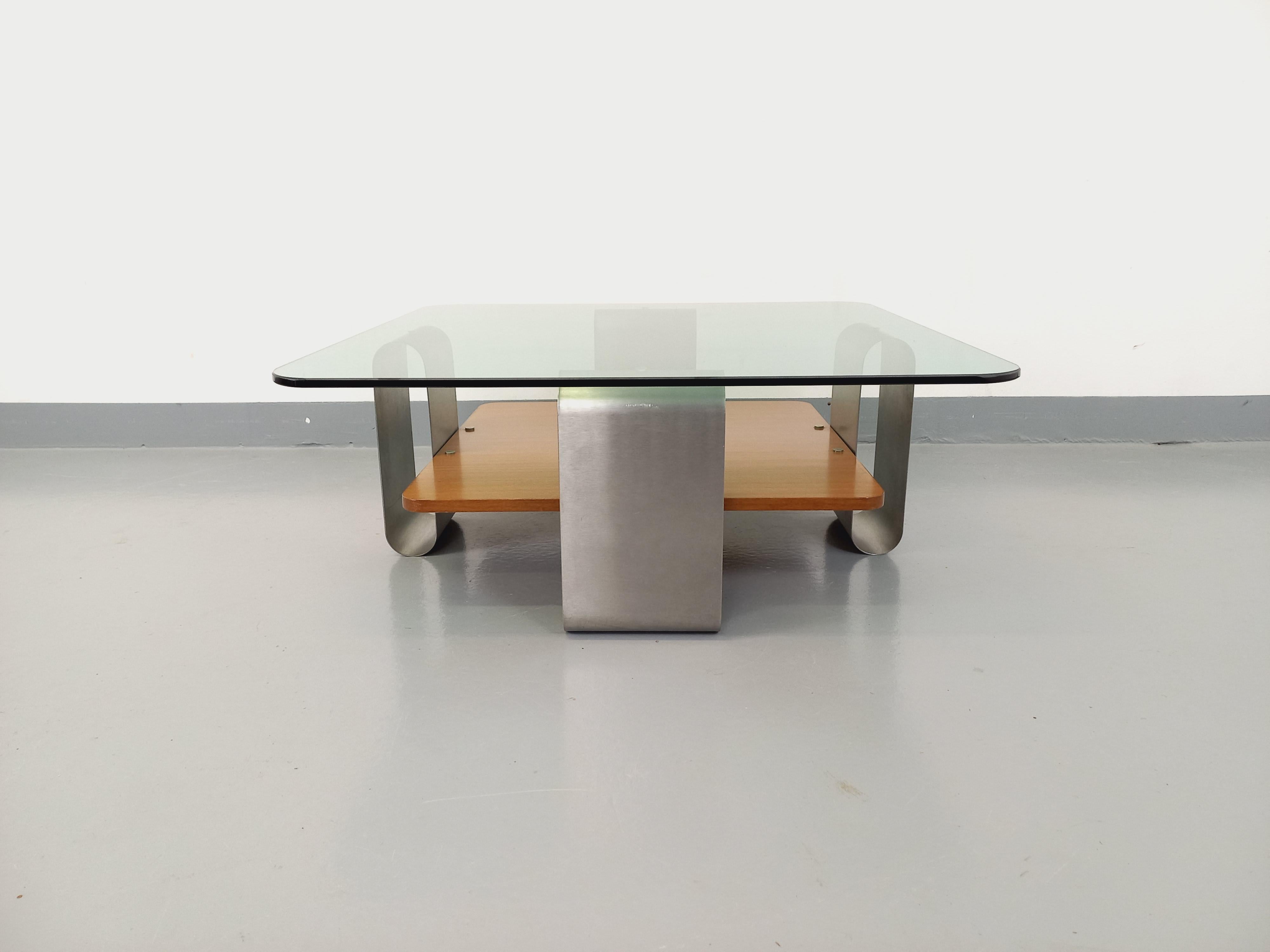 Table basse carrée 2 plateaux style A Space vintage des années 70 en verre en vente 3