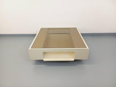 Table basse carrée vintage style A Space AGE en bois blanc et verre fumé années 70