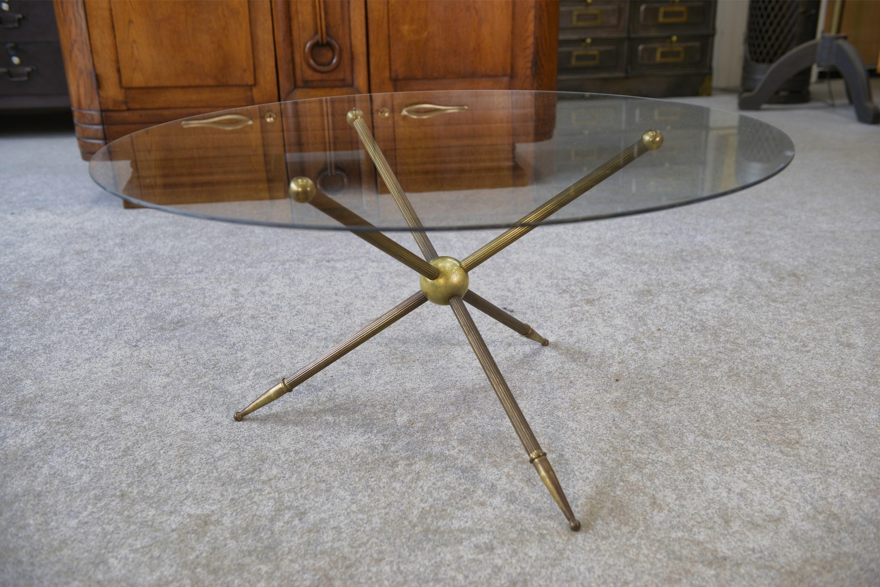 French Table Basse dans le goût de Maison Jansen 1970's For Sale