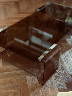 Table basse en altuglass et verre fumé, Michel Dumas, Roche Bobois, années 1970