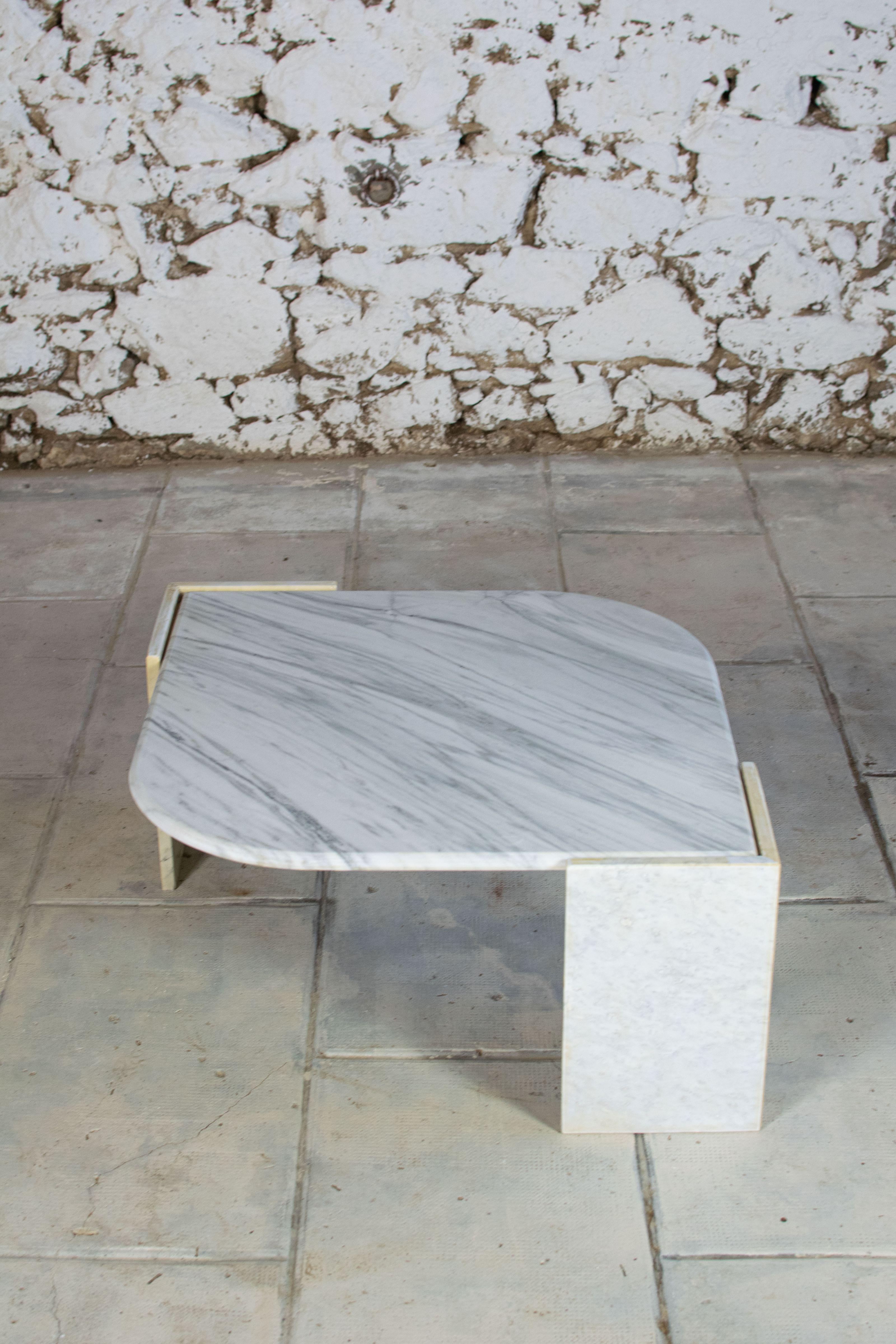 Table basse en marbre forme oeil, 1970 4