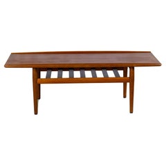 Table basse en teck scandinave par Grete Jalk, 1960