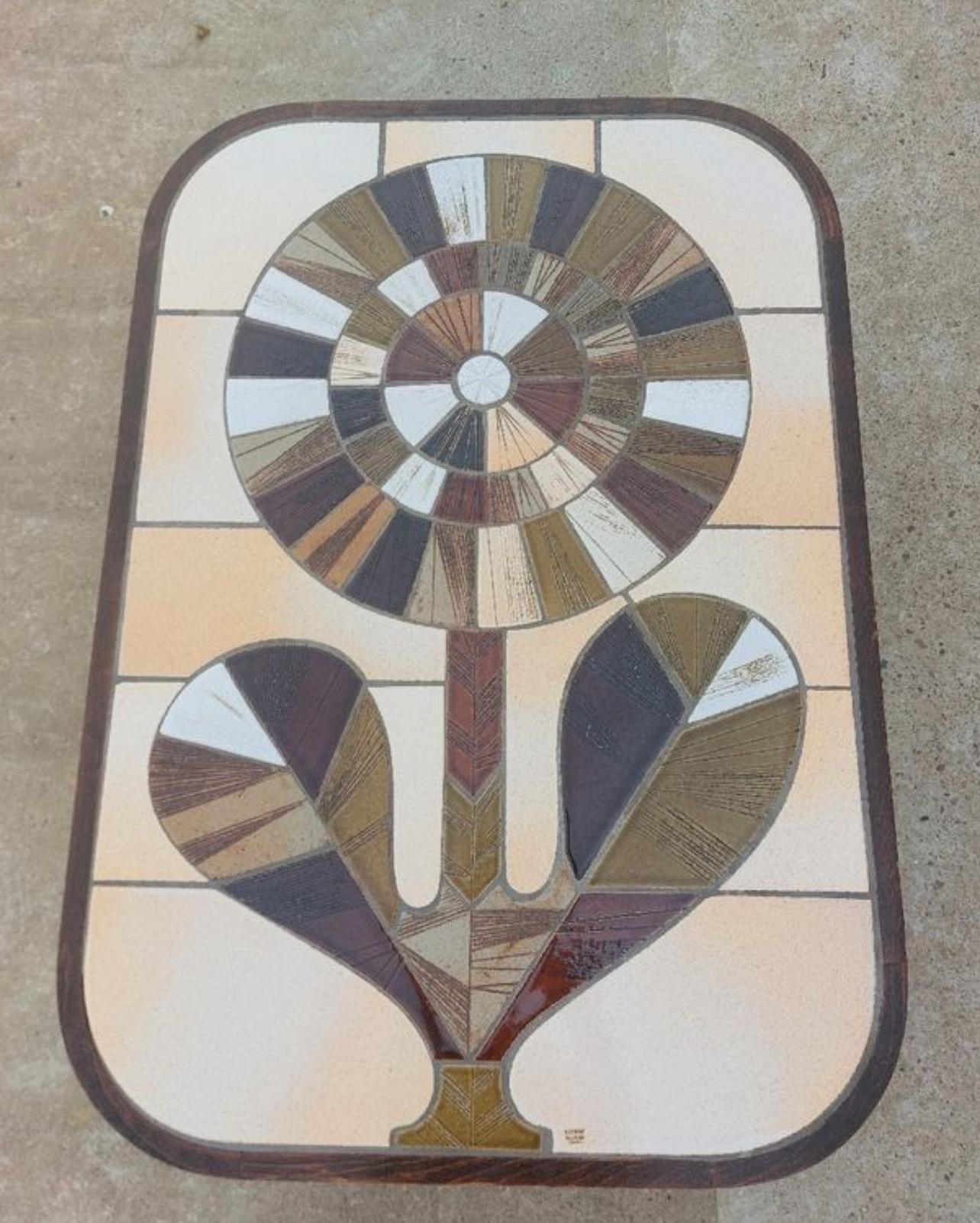 Mid-Century Modern Table basse Fleur Roger Capron France 1970