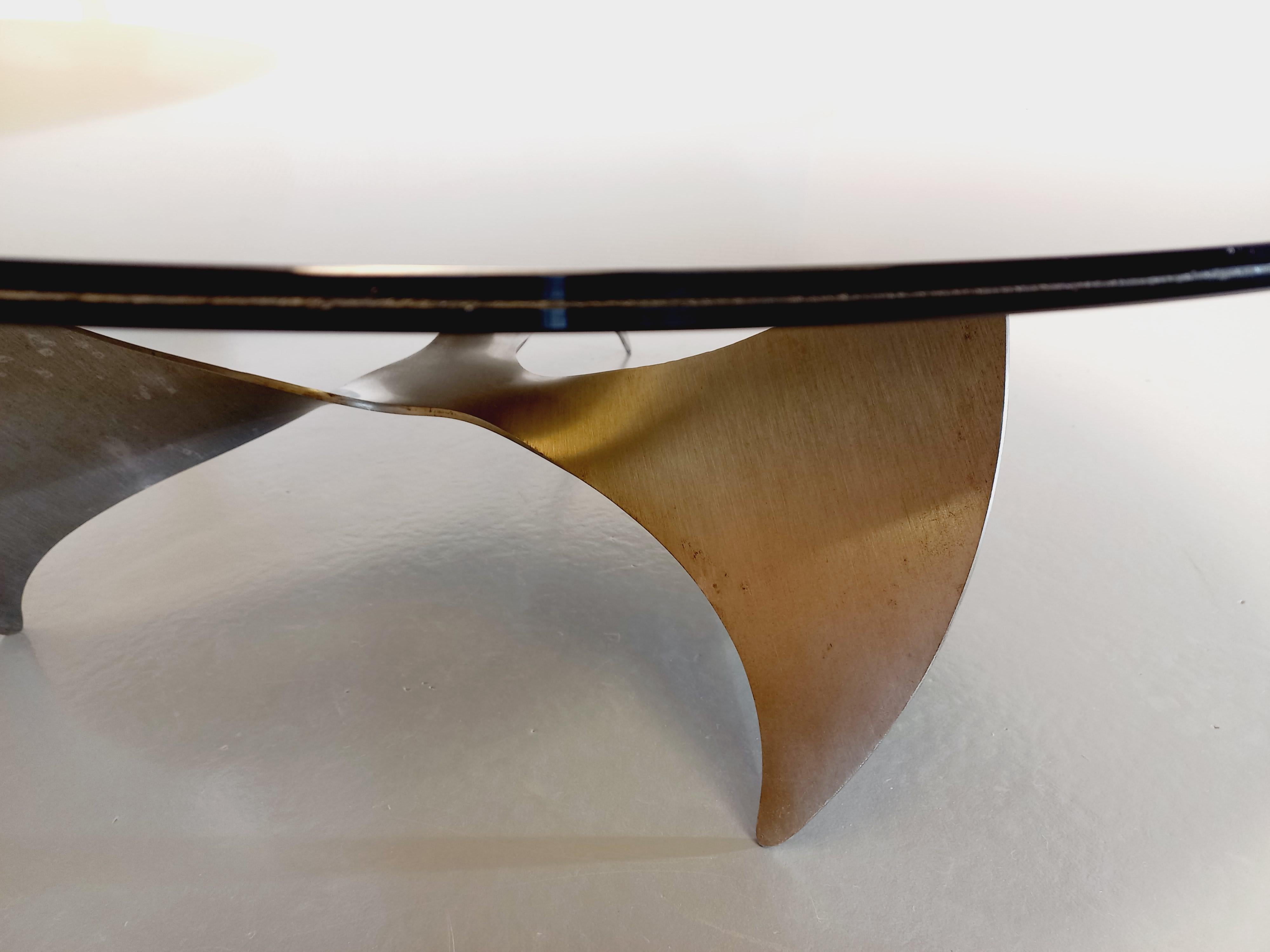 Tavolo basso hélice vintage Propeller de Knut Hesterberg en acier et verre fumé In condizioni buone in vendita a BESANÇON, FR