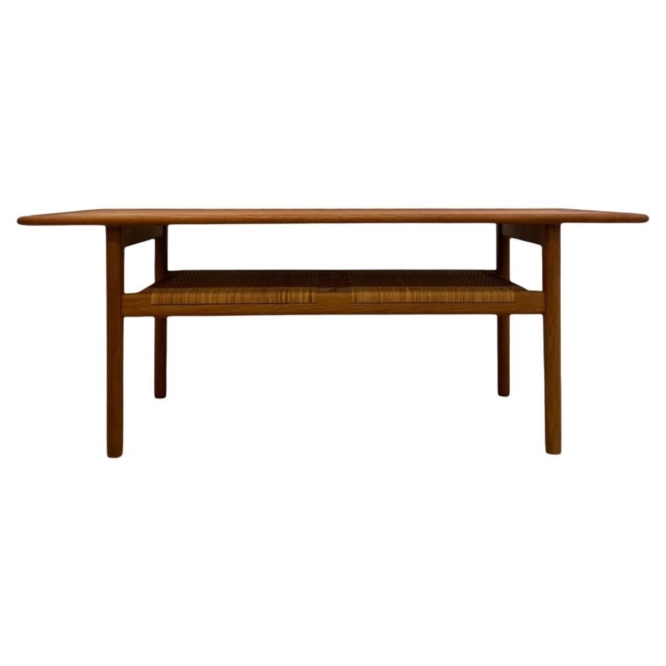 Tisch Basse Modèle "AT10"  Niedriger Tisch Modell AT10 im Angebot