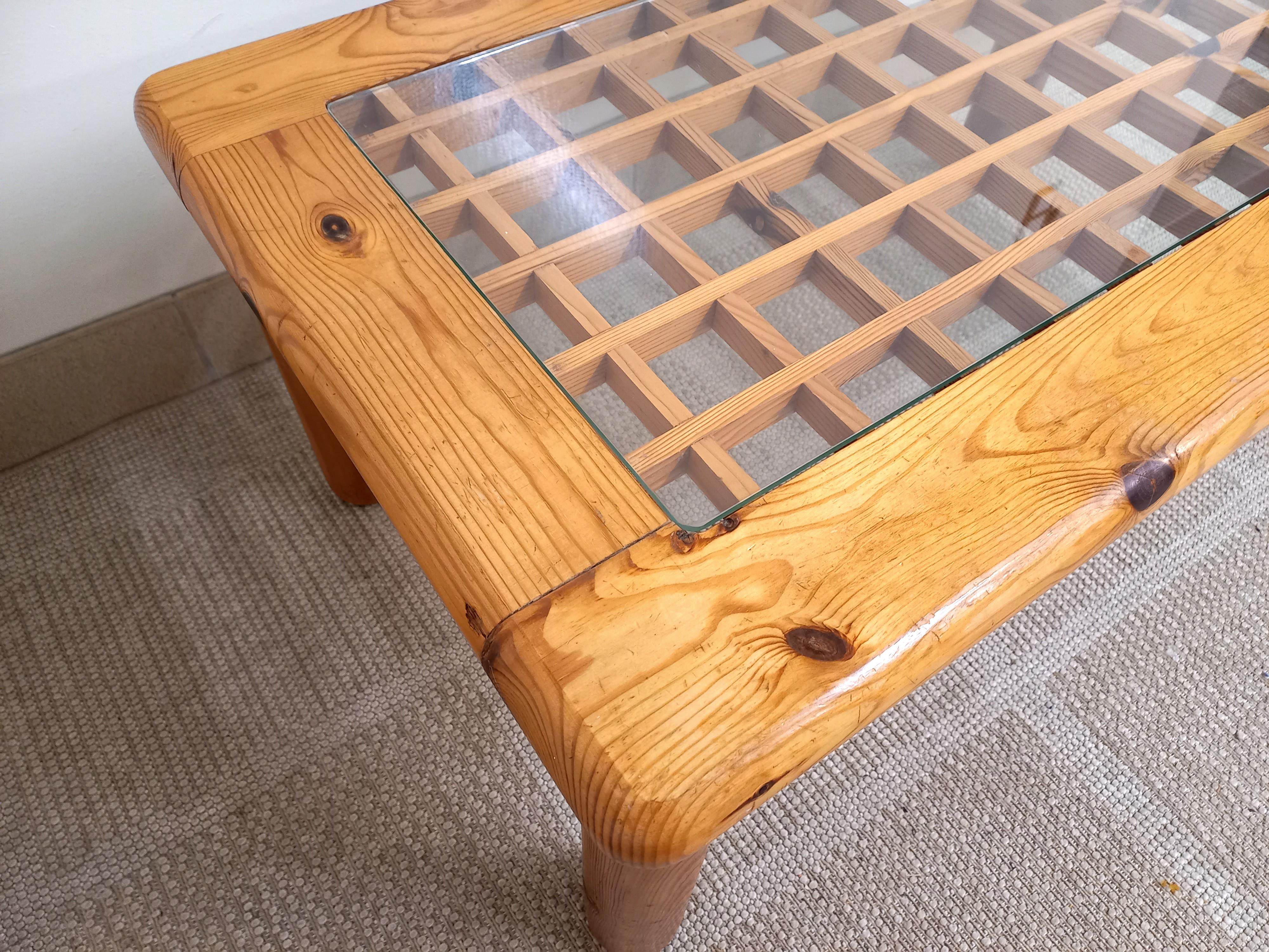 Tavolo basso modernista vintage in legno e vetro anni 70 80 In condizioni buone in vendita a BESANÇON, FR