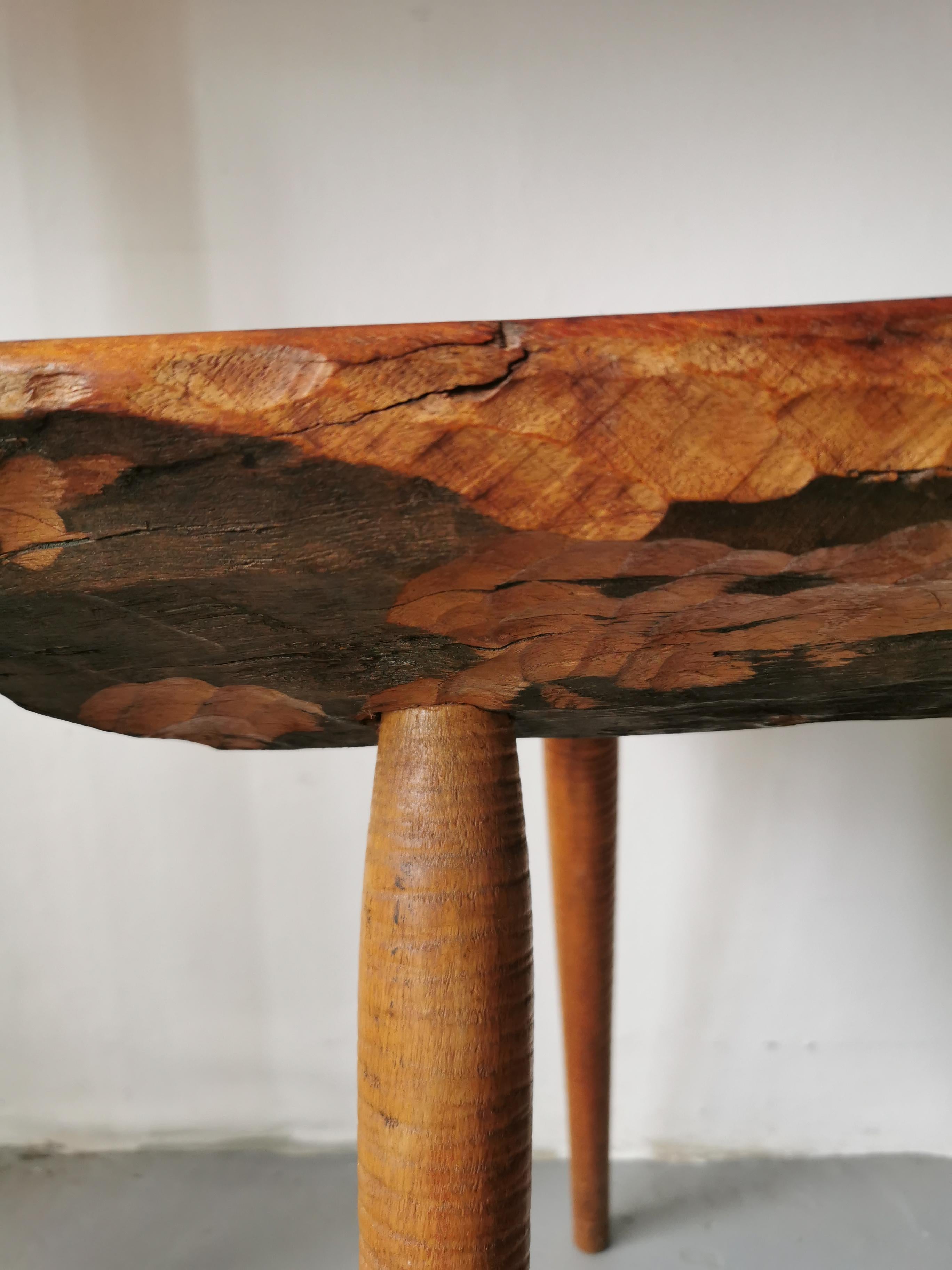 20th Century Table basse ou coffee table en bois massif de forme libre circa 1960 For Sale