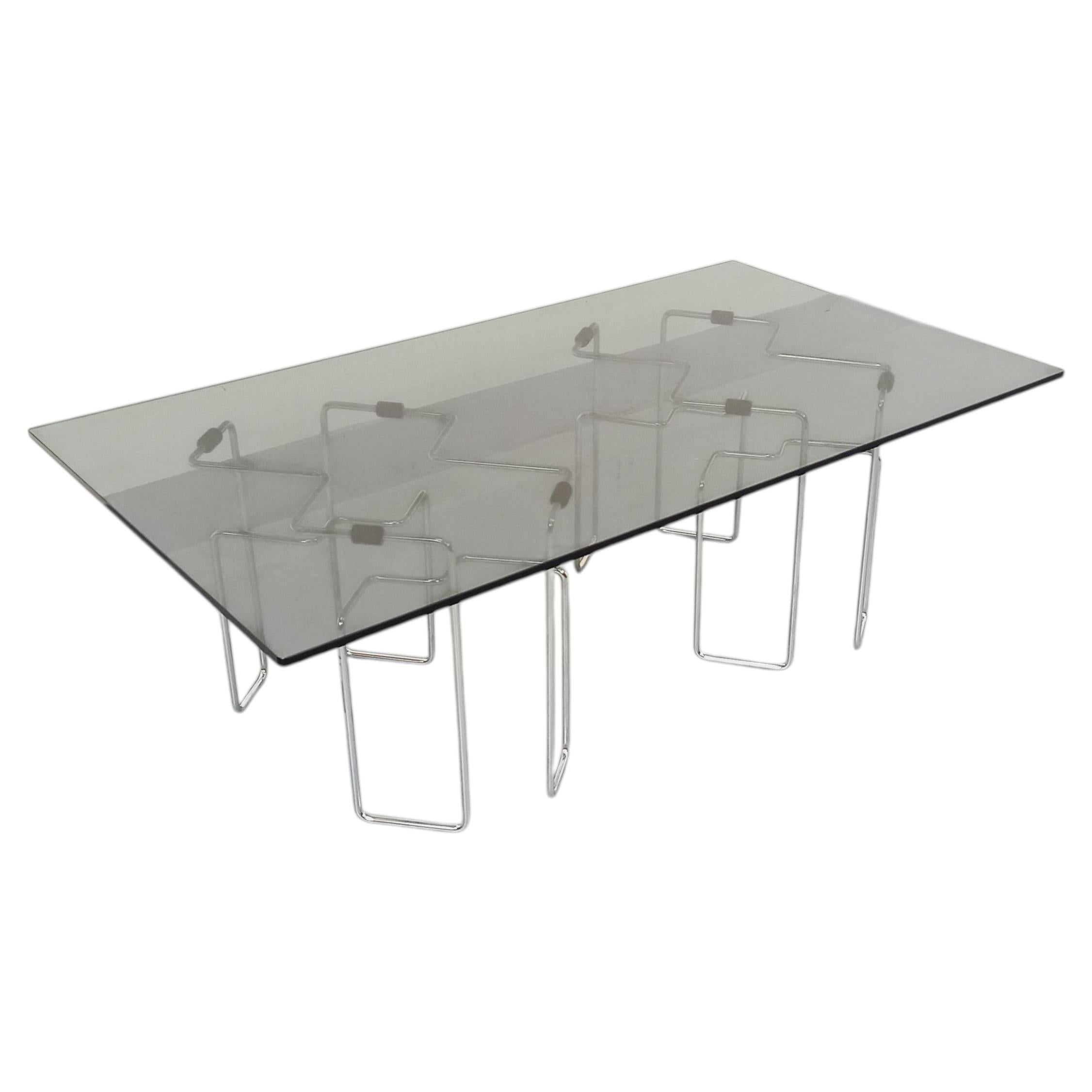 Table basse rectangulaire A Space vintage en verre fumé et métal chromé
